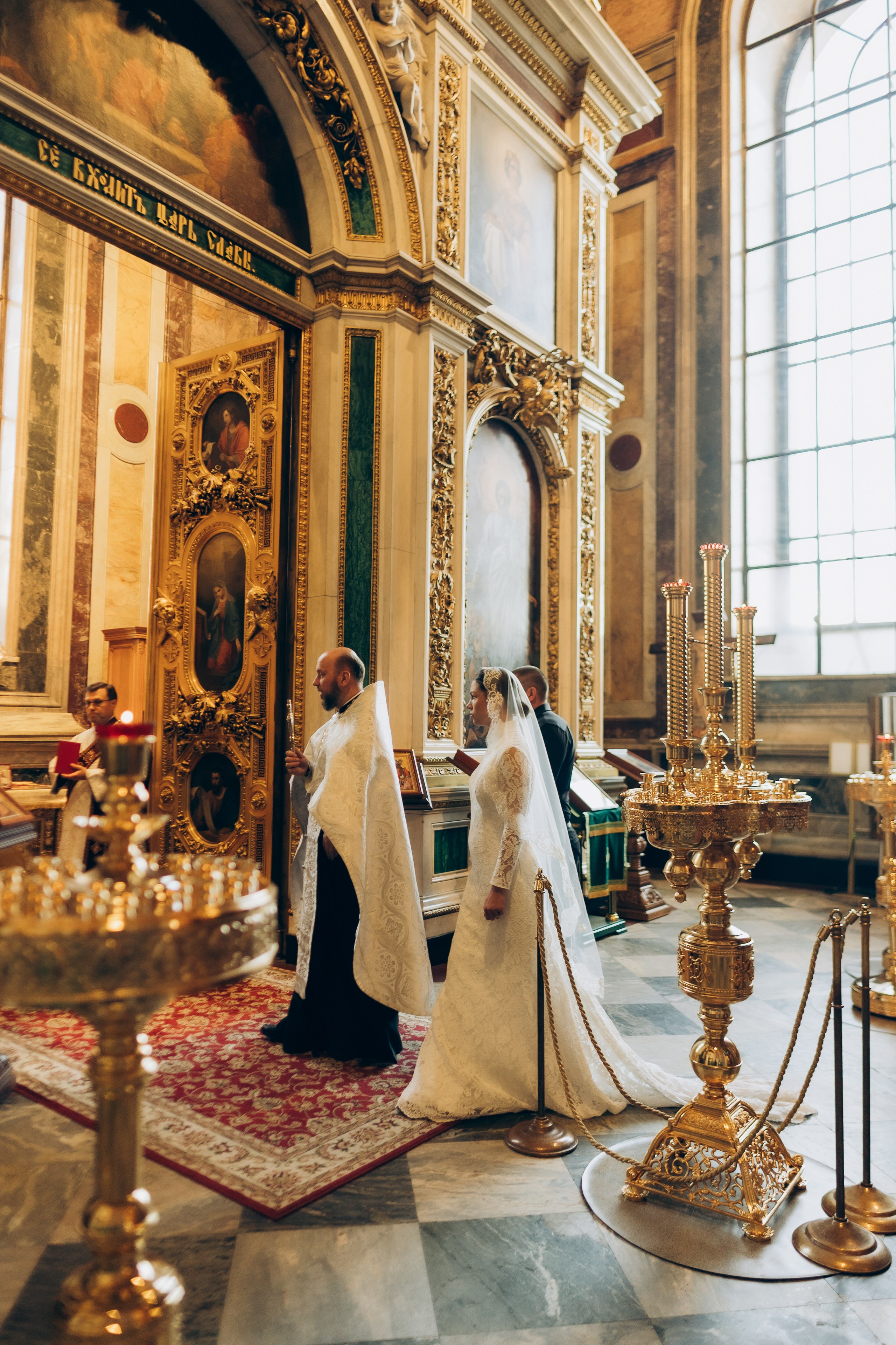 Венчание Исаакиевский. Фотограф ПИТЕР СПБ Надежда Баранова