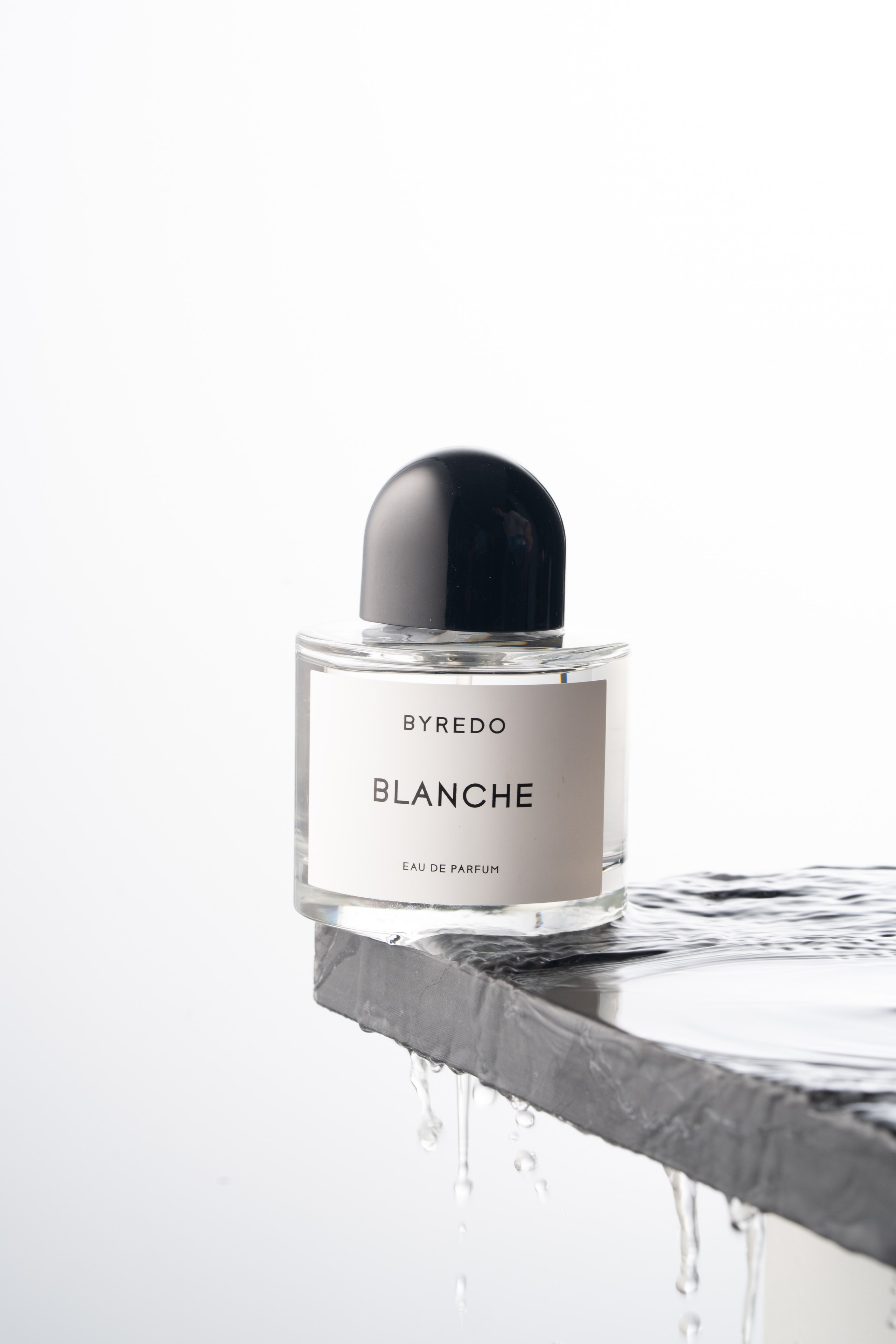 BEFORE/AFTER PRODUCT. Ekaterina Tambovtseva. Professional retoucher. Beauty. Fashion. Commercial. Retouching from $3