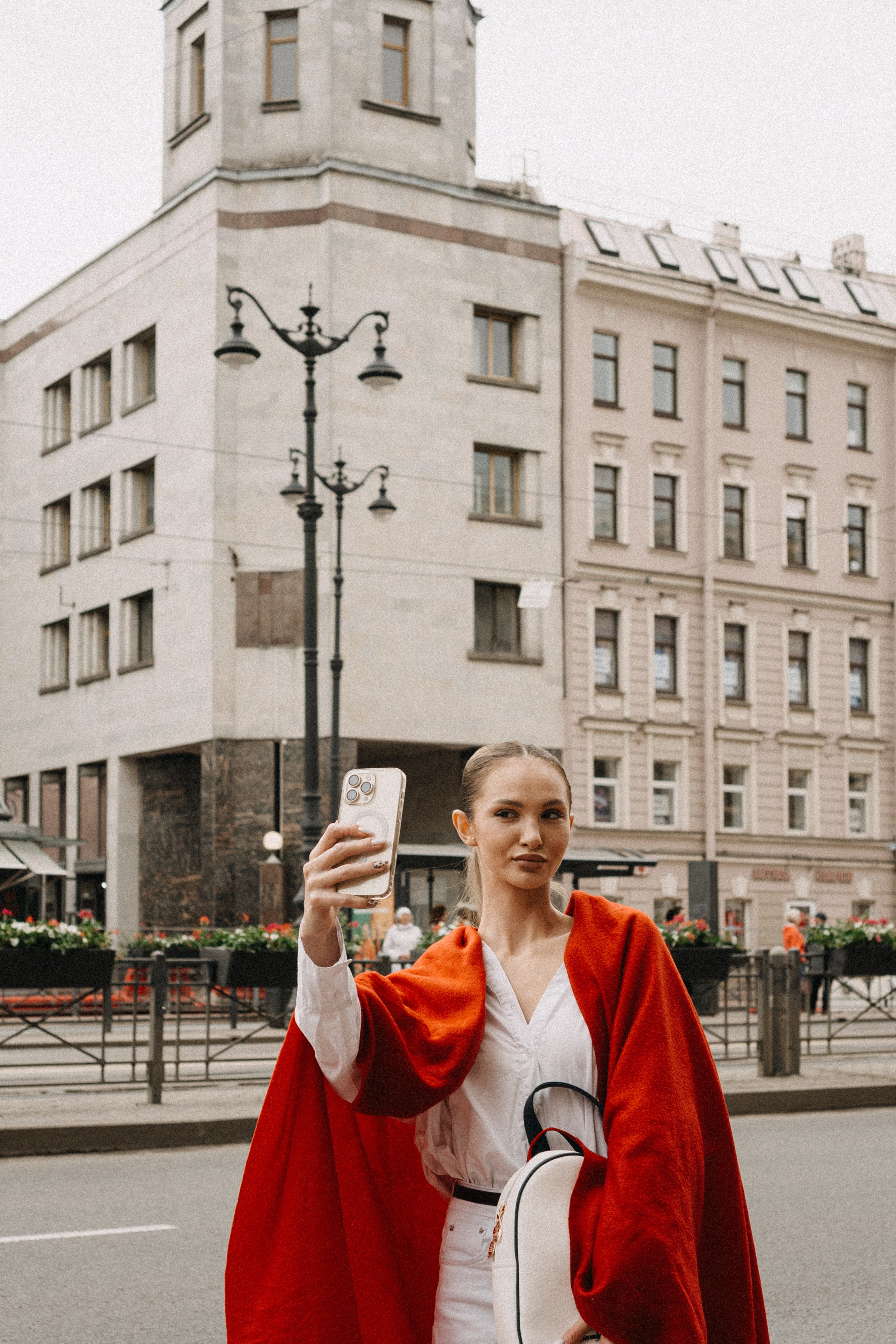 МЫ ГУЛЯЛИ ПРО КРЫШАМ ПИТЕРА. Профессиональный фотограф, Санкт-Петербург — Виктория Богомолова