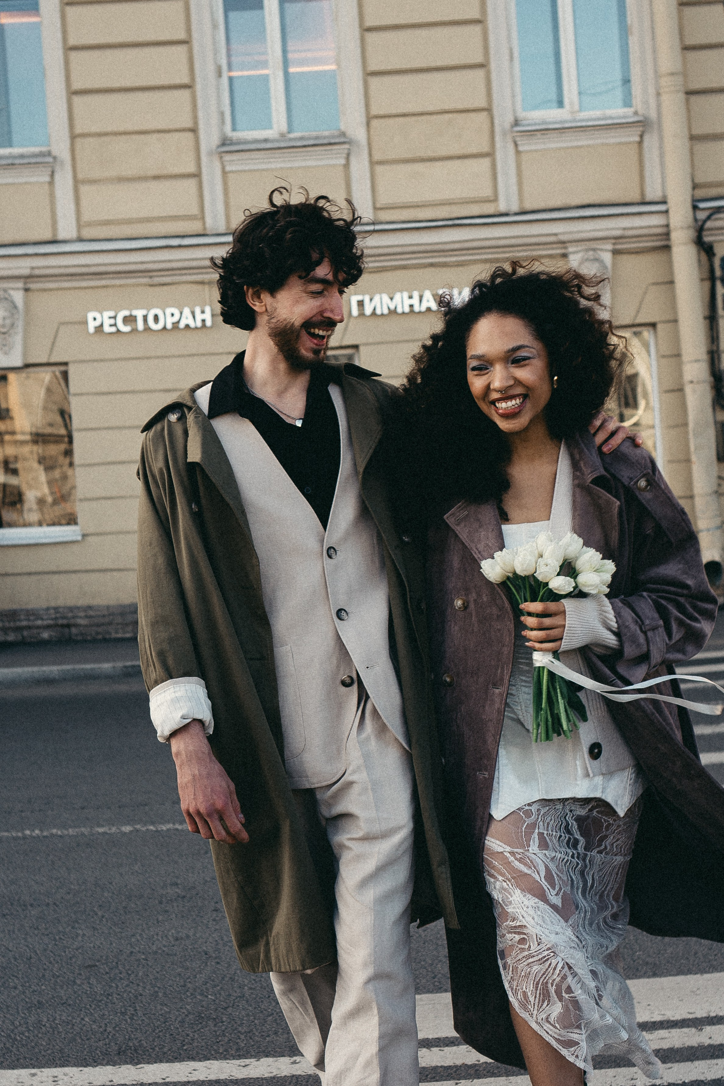 СВАДЕБНАЯ ПРОГУЛКА ПО ПЕТРОГРАДКЕ ВЕСНОЙ. СВАДЕБНАЯ ФОТОСЕССИИЯ НА ПЕТРОГРАДКЕ. Профессиональный фотограф, Санкт-Петербург — Виктория Богомолова