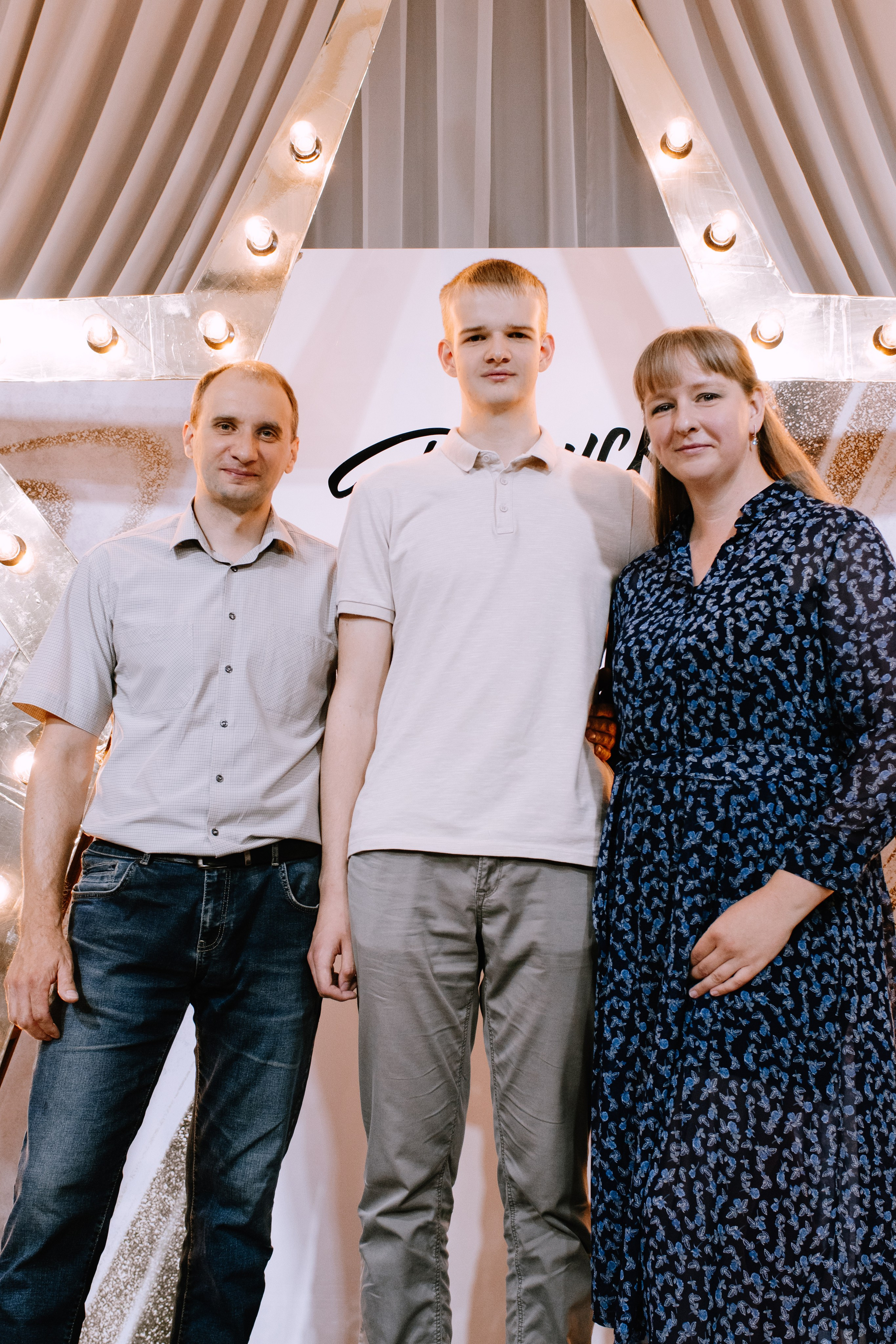 Выпускной 9 класс (Копейск). Фотограф в Челябинске Любовь Денисенко