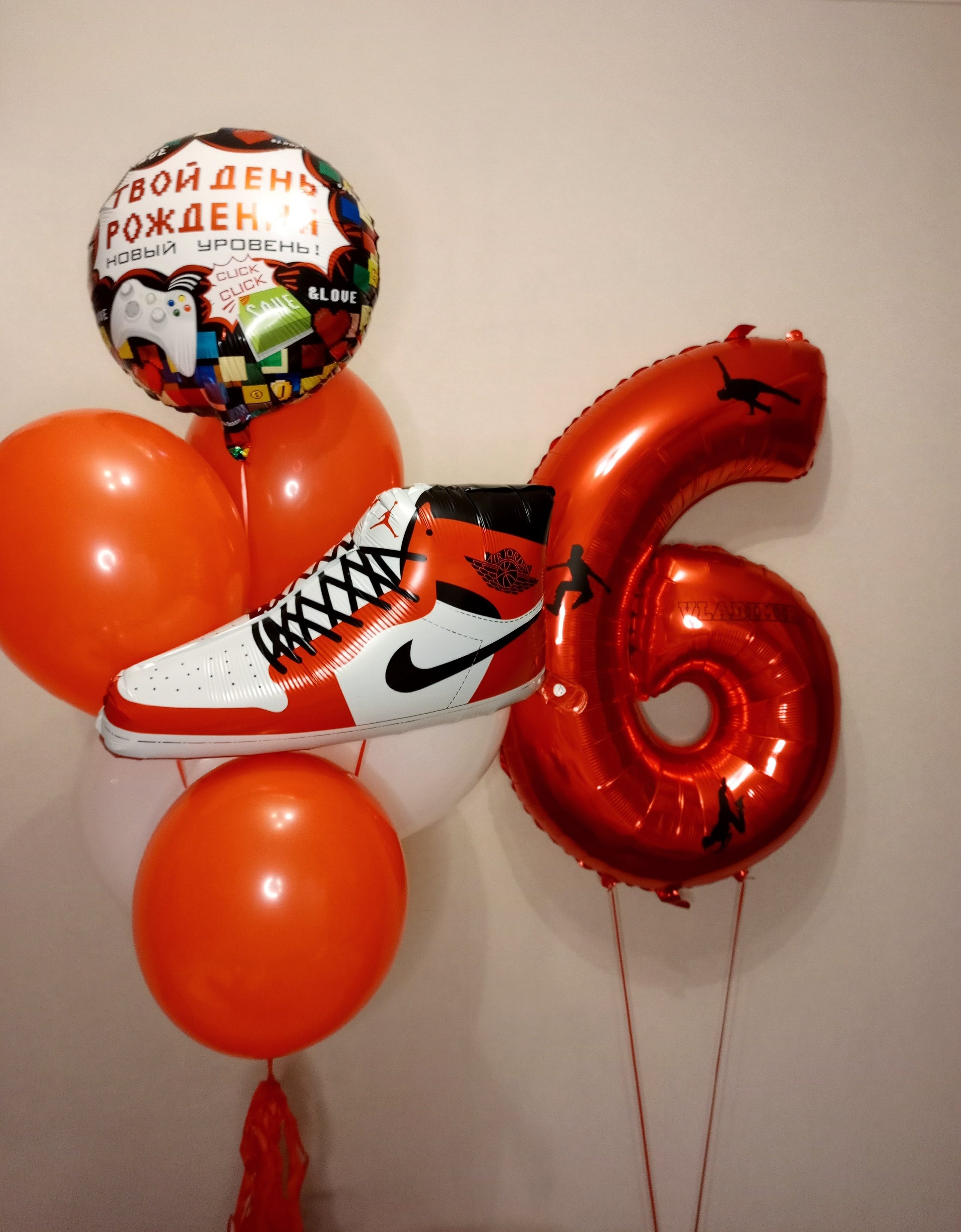 Мальчику на день рождения с 4 -17 лет. Аэродизайнер Елена Лин