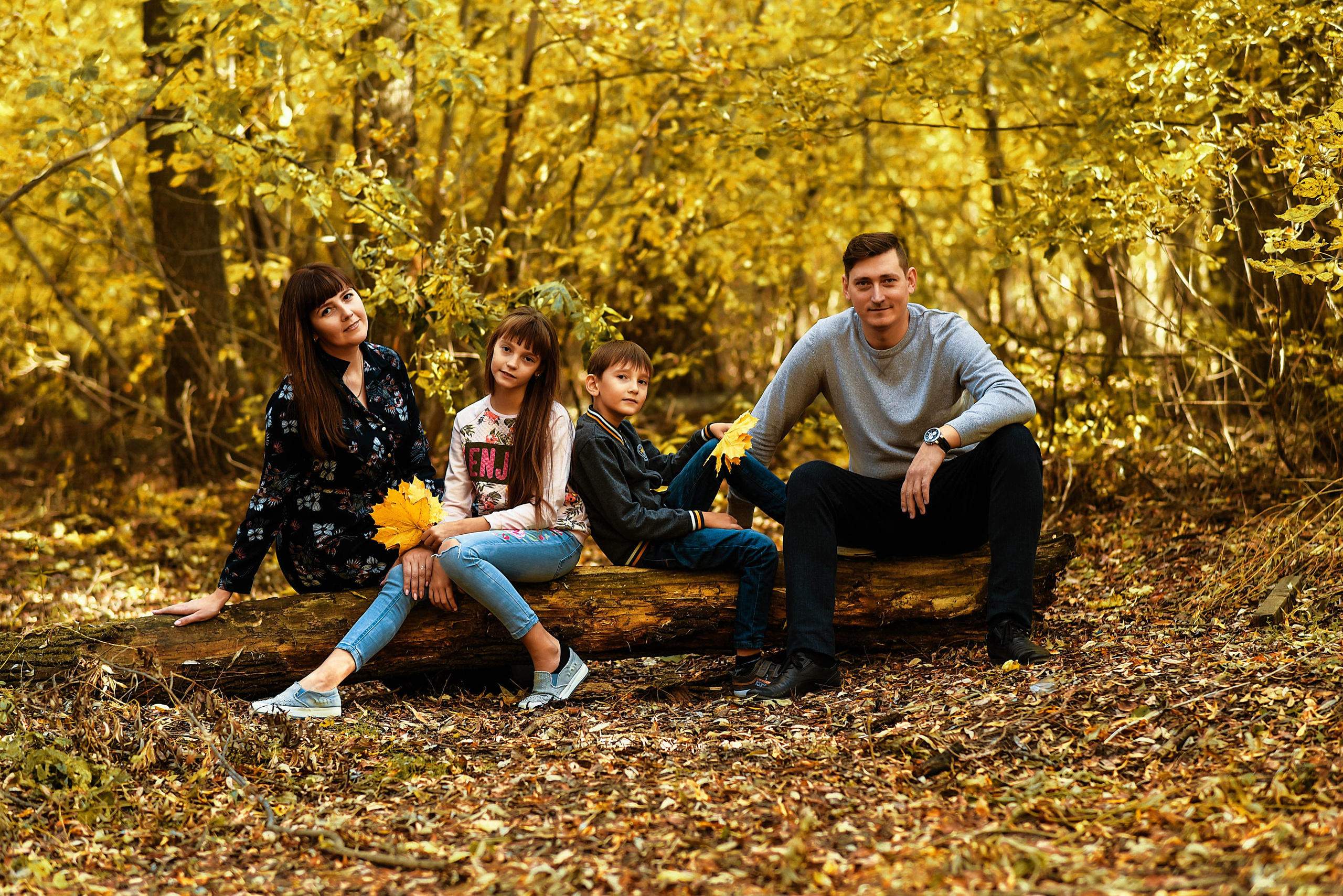 Прогулка. Свадебный, семейный, детский, контент фотограф в Омске Максим Ильин