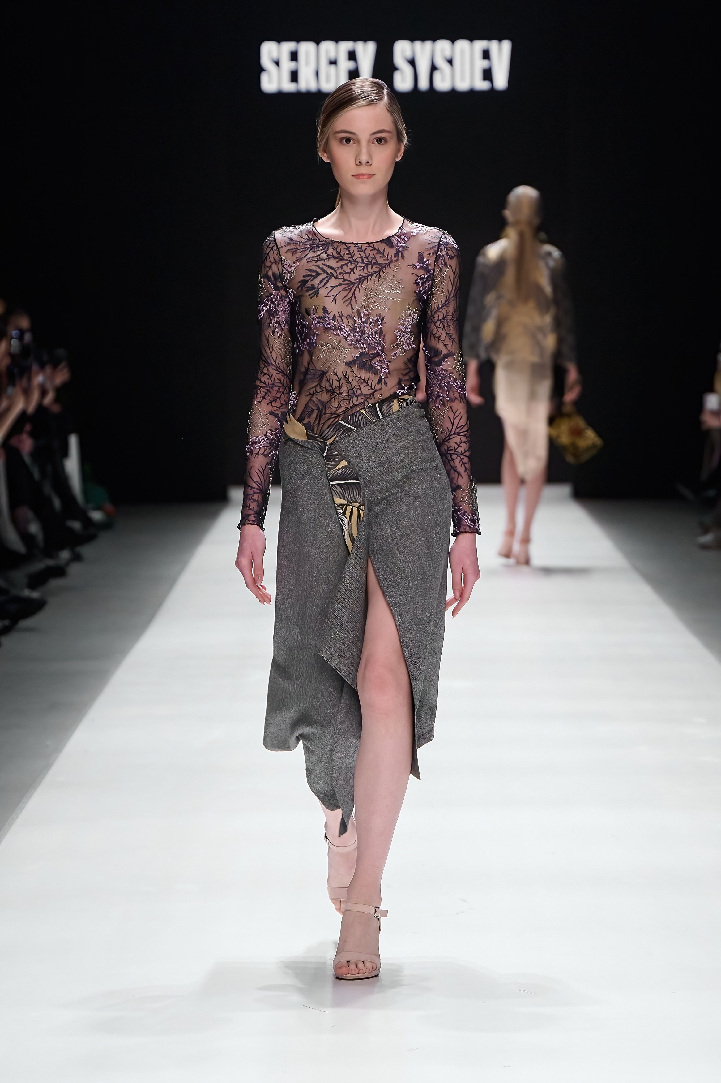 Sergey Sysoev. 2024. Дима Бабушкин. Фотограф. Подиум. Репортаж. Творчество. Дорого