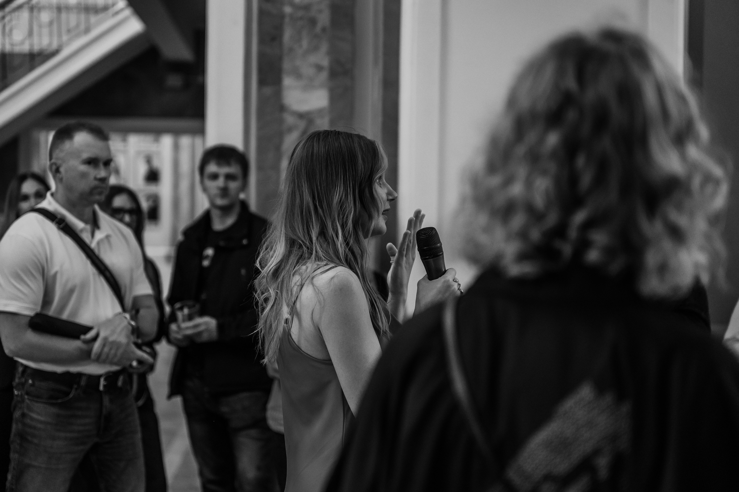 Открытие выставки Кати Васильевой в Молодежном театре. Wedding and family photographer USA