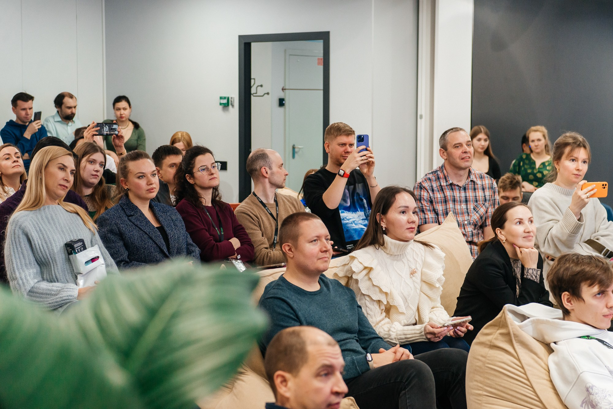 Сбер. Технохабу 2 года!. Профессиональный фотограф в Екатеринбурге Ирина Смирнова