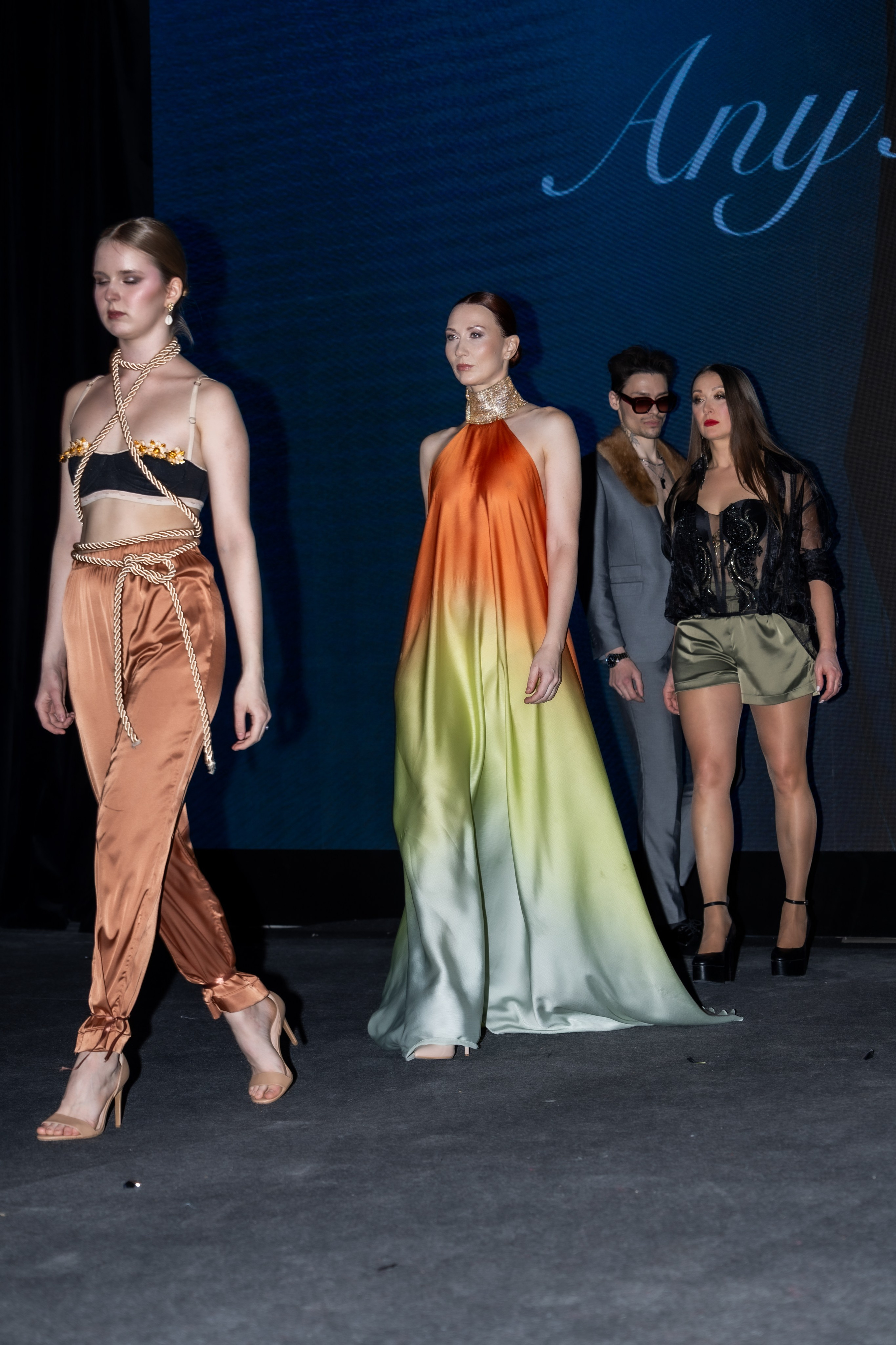 Модный показ Бренд AnyAmo на Модной волне. Студия фото, видеографии и мультимедийного дизайна в Москве Multi Frame Studio