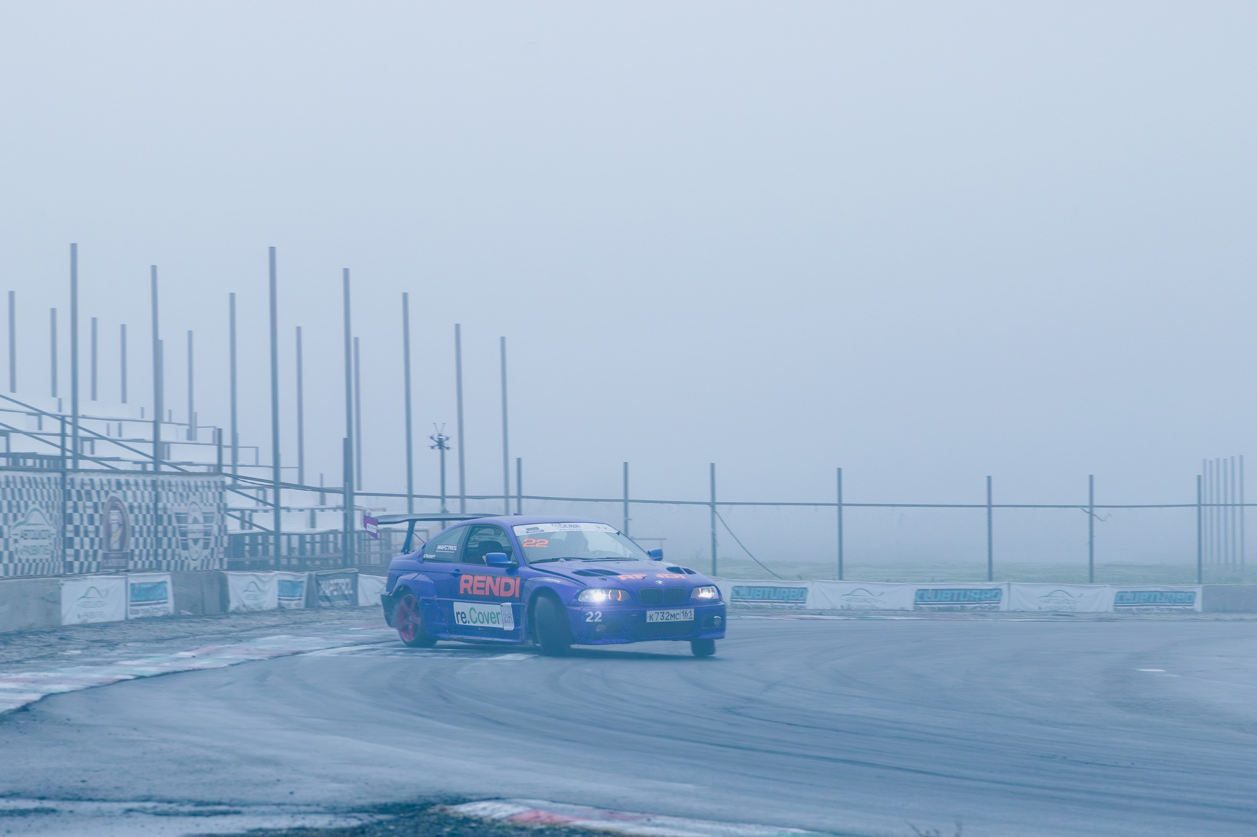 Фотосъёмка профессионального зимнего дрифта в Ростове-на-Дону. Портретный фотограф в Ростове-на-Дону Антон Казарин