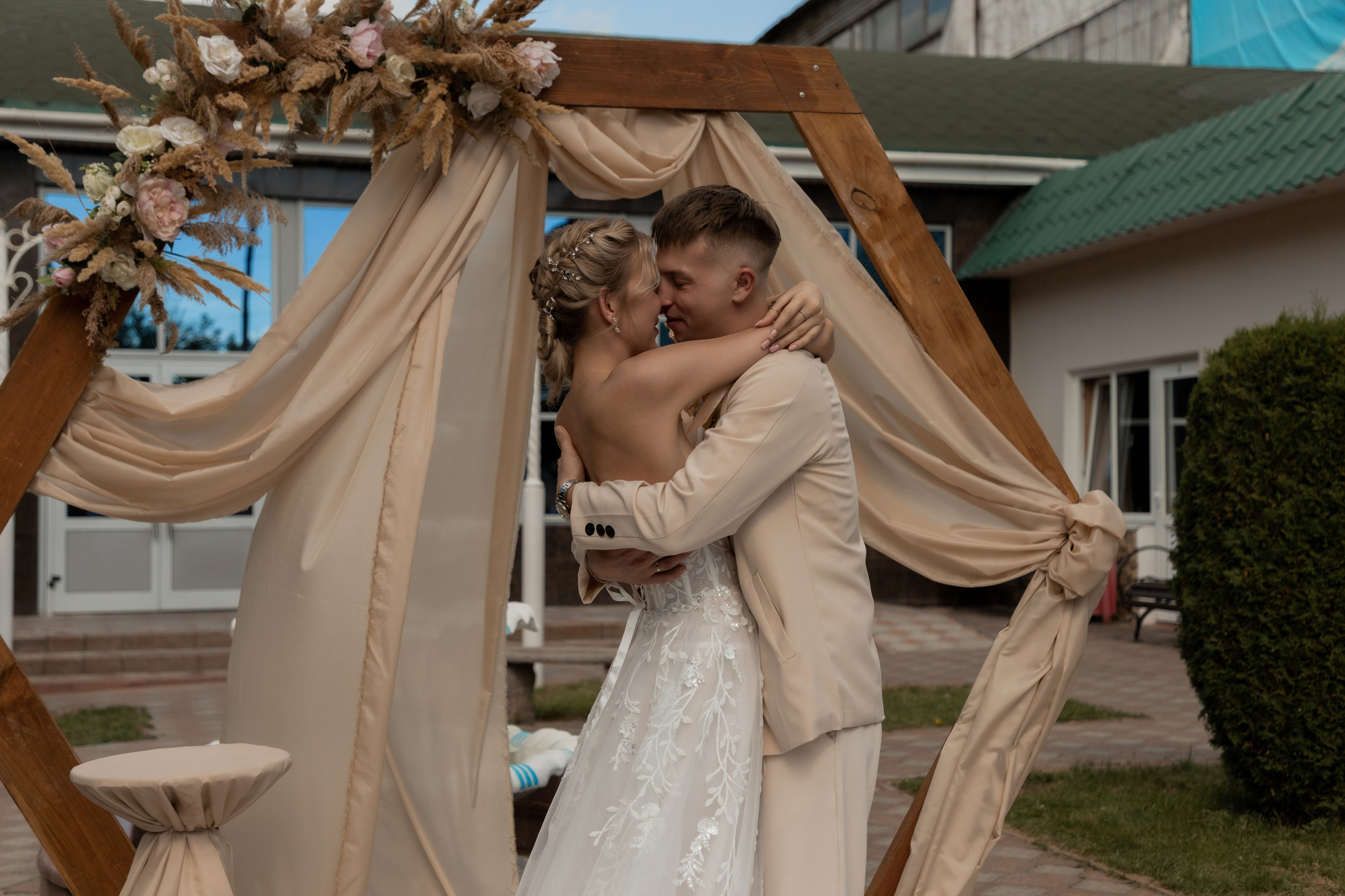 Роман и Александра (банкет). Свадебный фотограф Ангелина Сунгатулина | Саратов | Балаково | Вольск