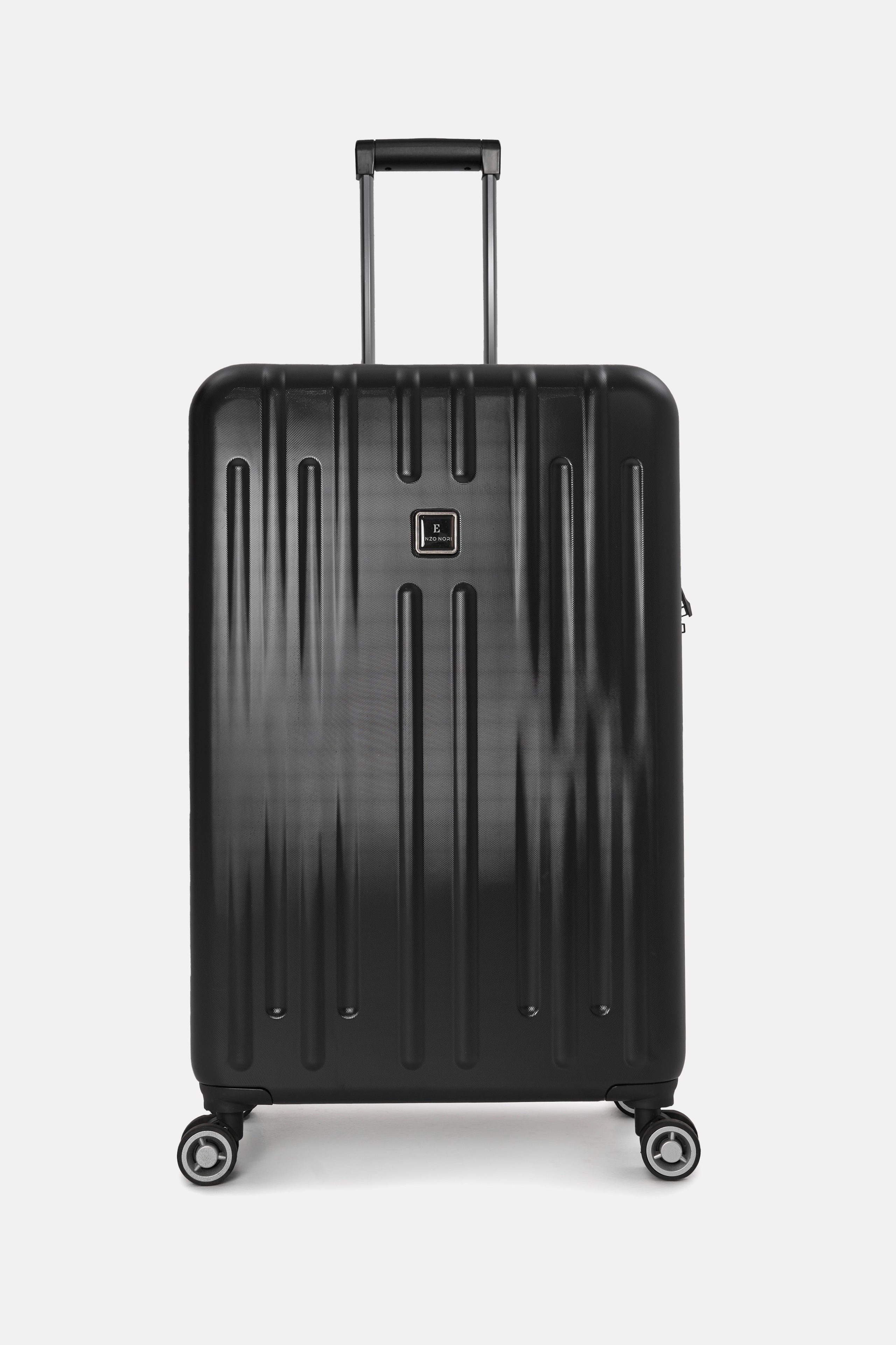 BOMOND. Портретный фотограф в Павлодаре Руслан Насыров