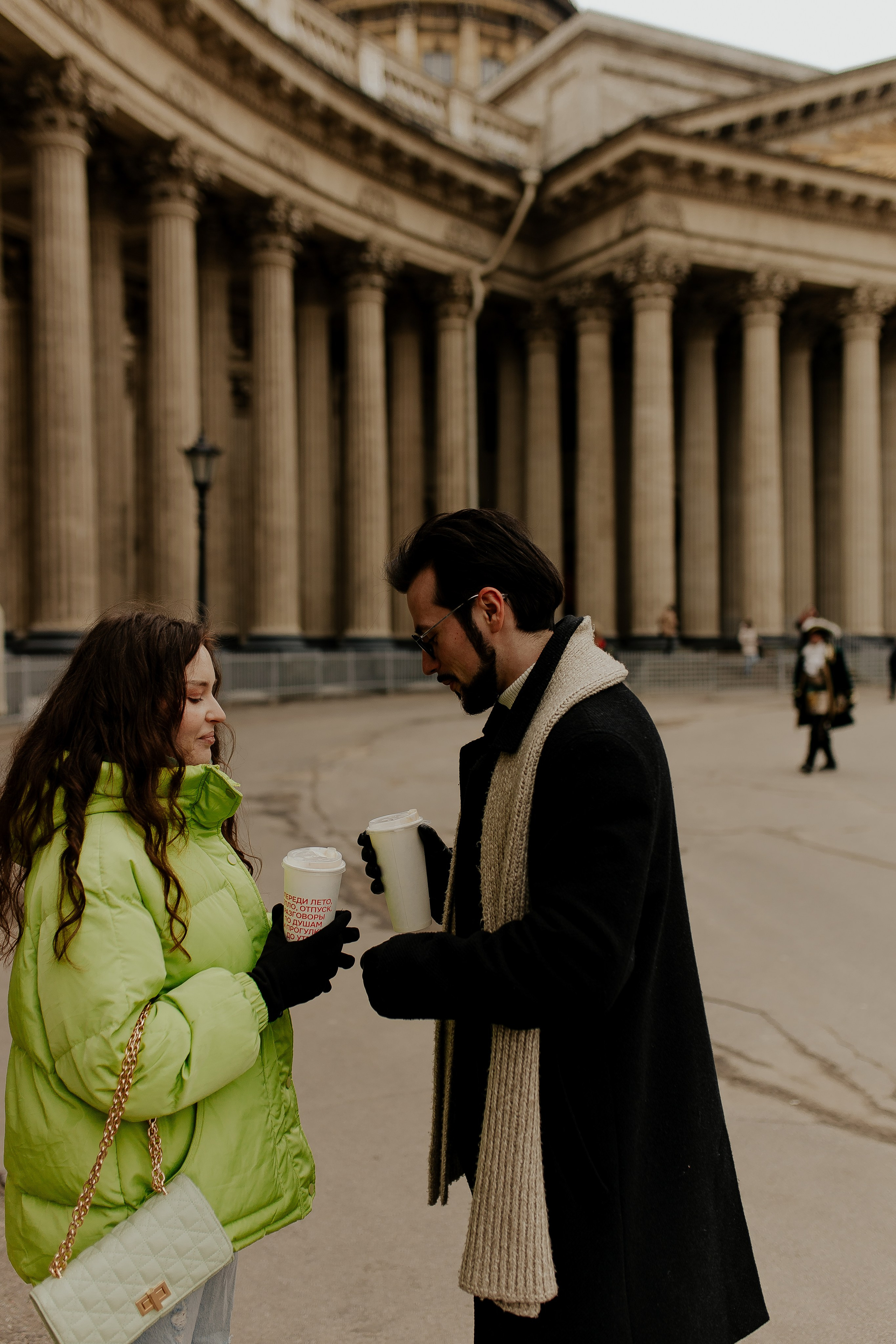 Фотопрогулка по весеннему Петербургу для двоих. Фотограф в Санкт-Петербурге Лиза Семченкова