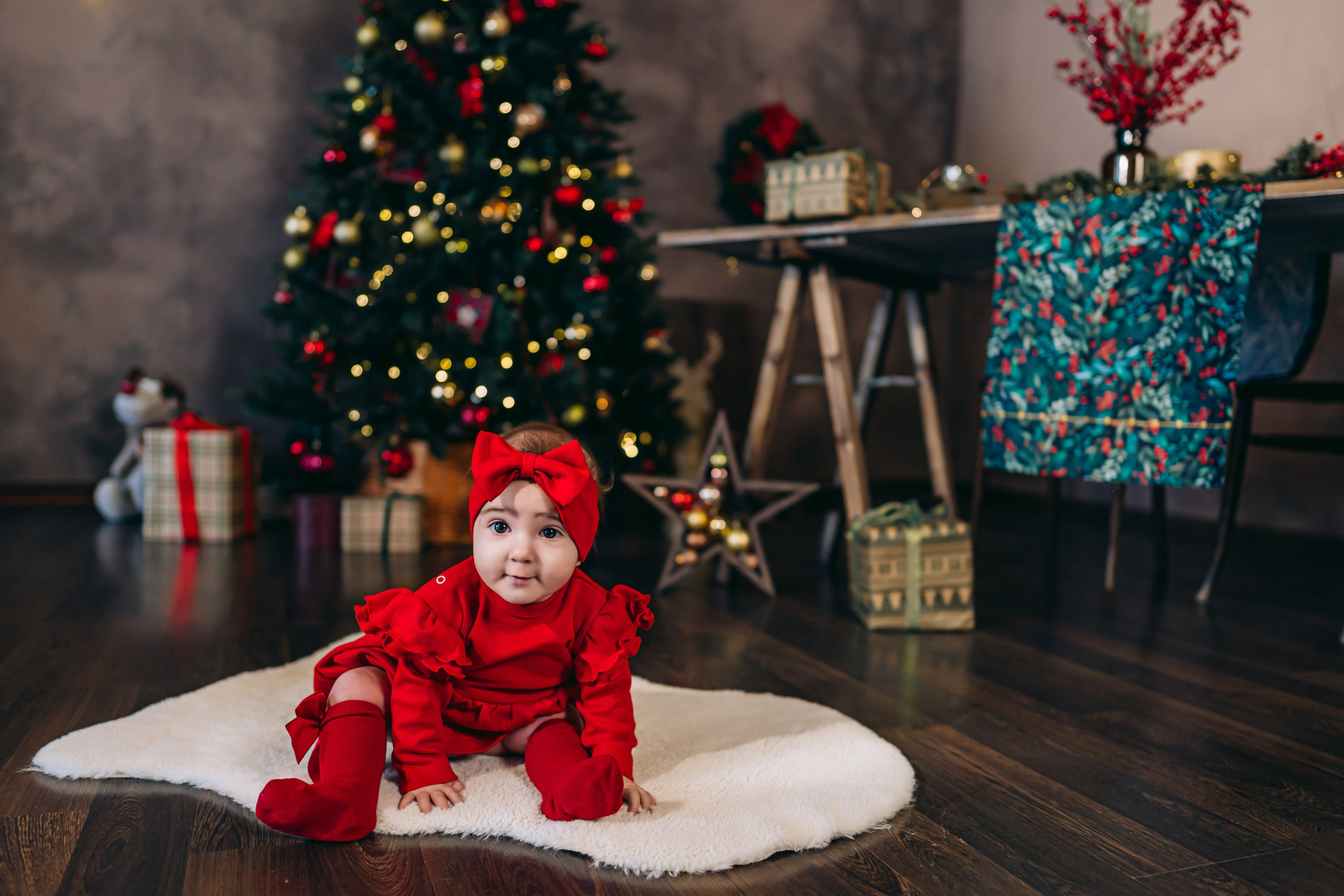 Семейная фотосессия в студии с ребенком