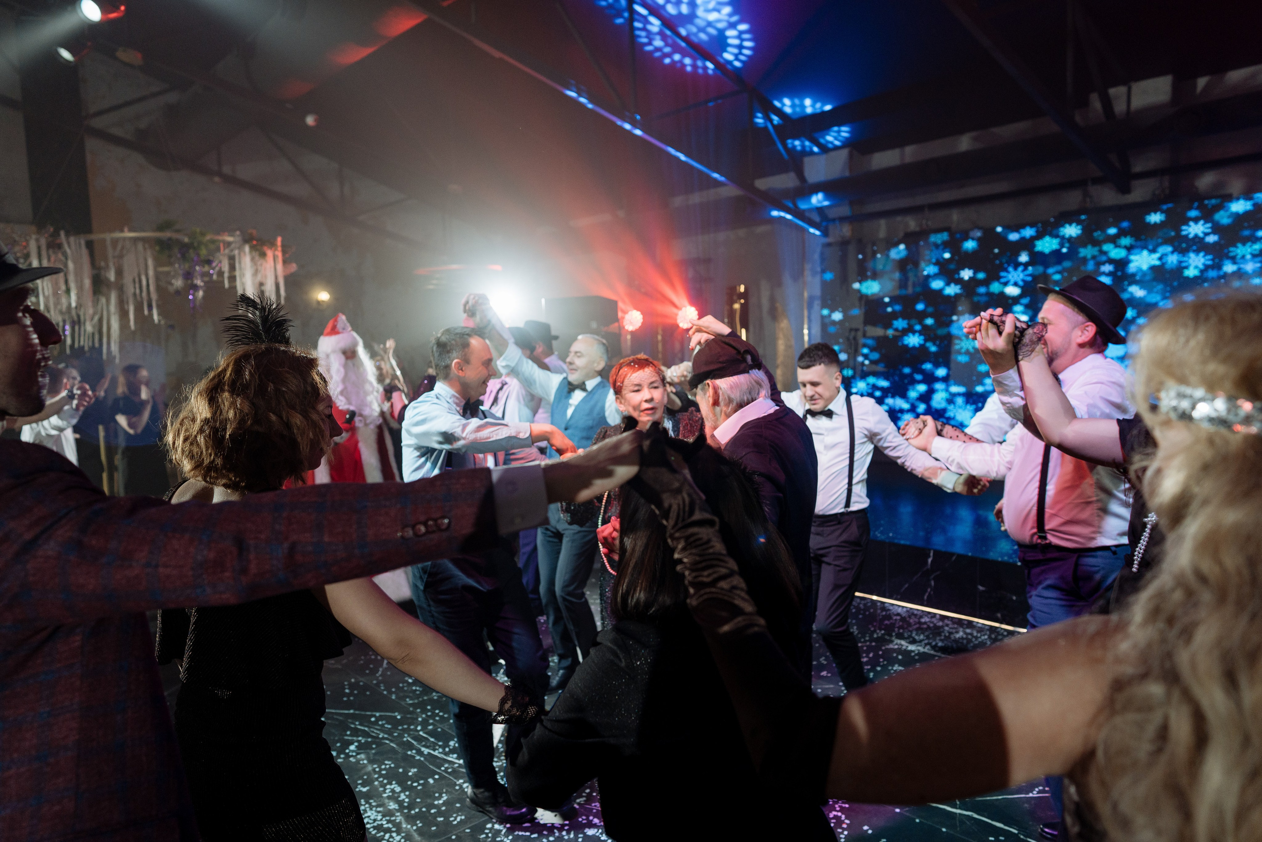 Альбион Тур