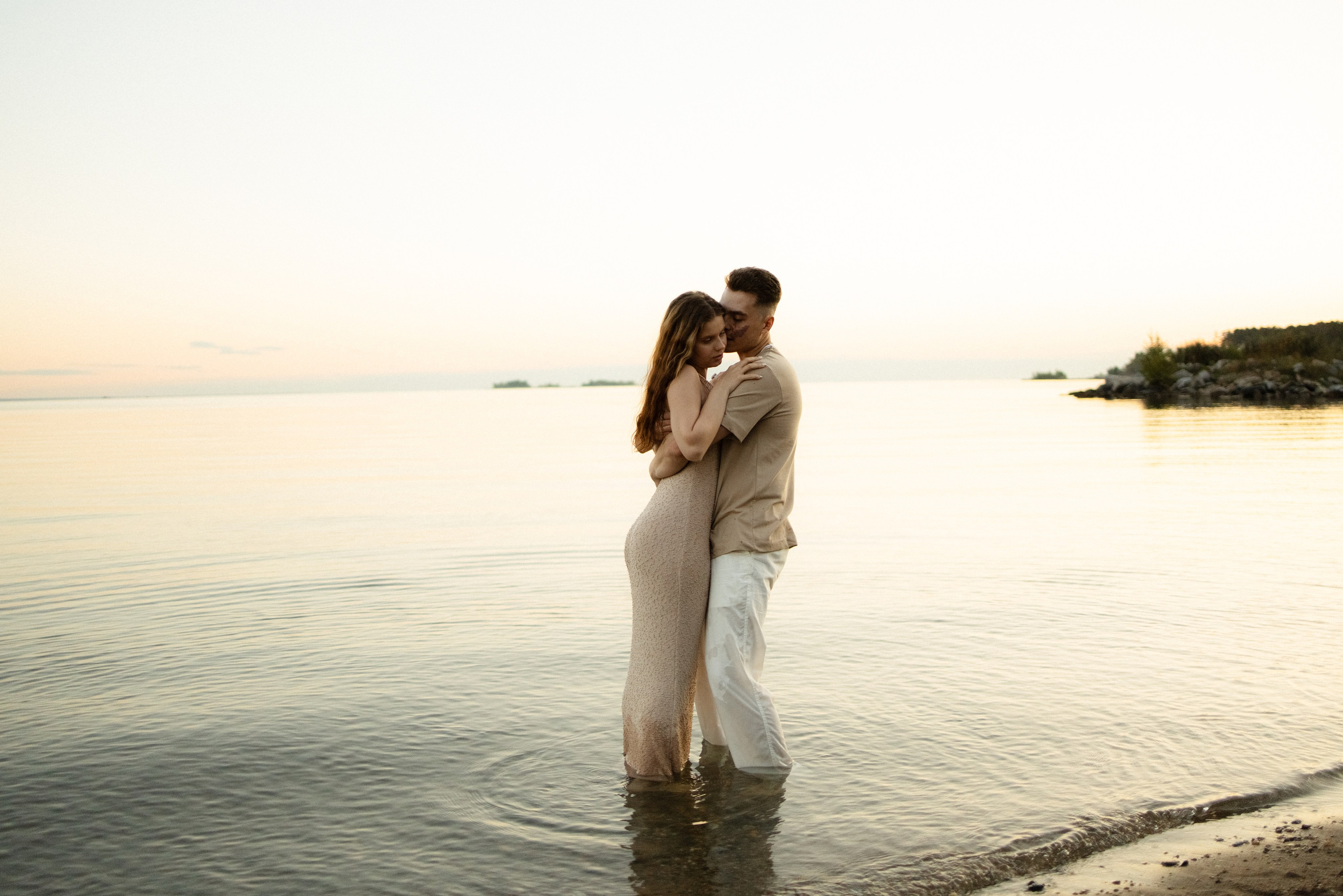 Залив нежности. Свадебный и портретный фотограф в Новосибирске Любовь Исакова