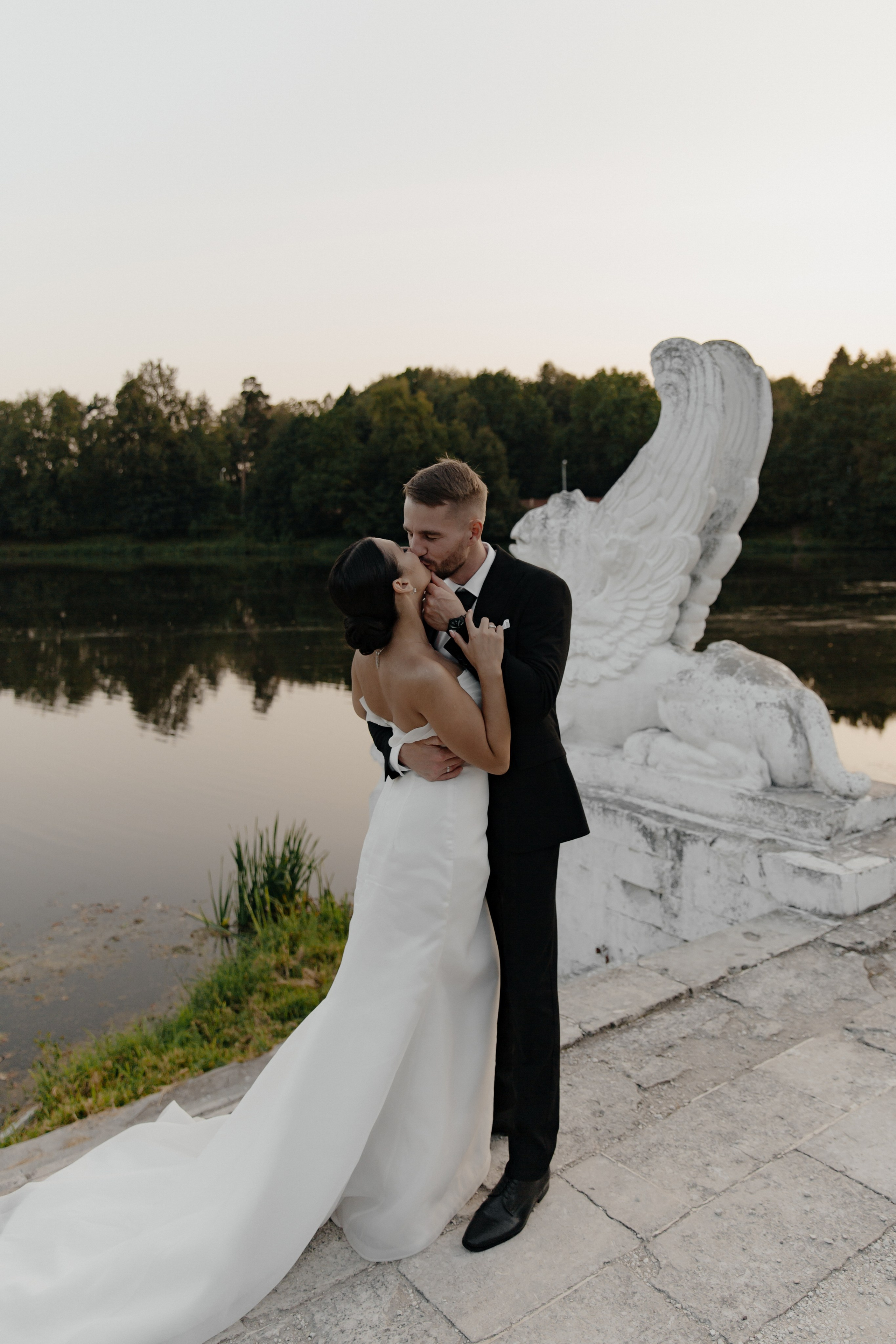 31.08.2024. RETOUCH-HOUSE