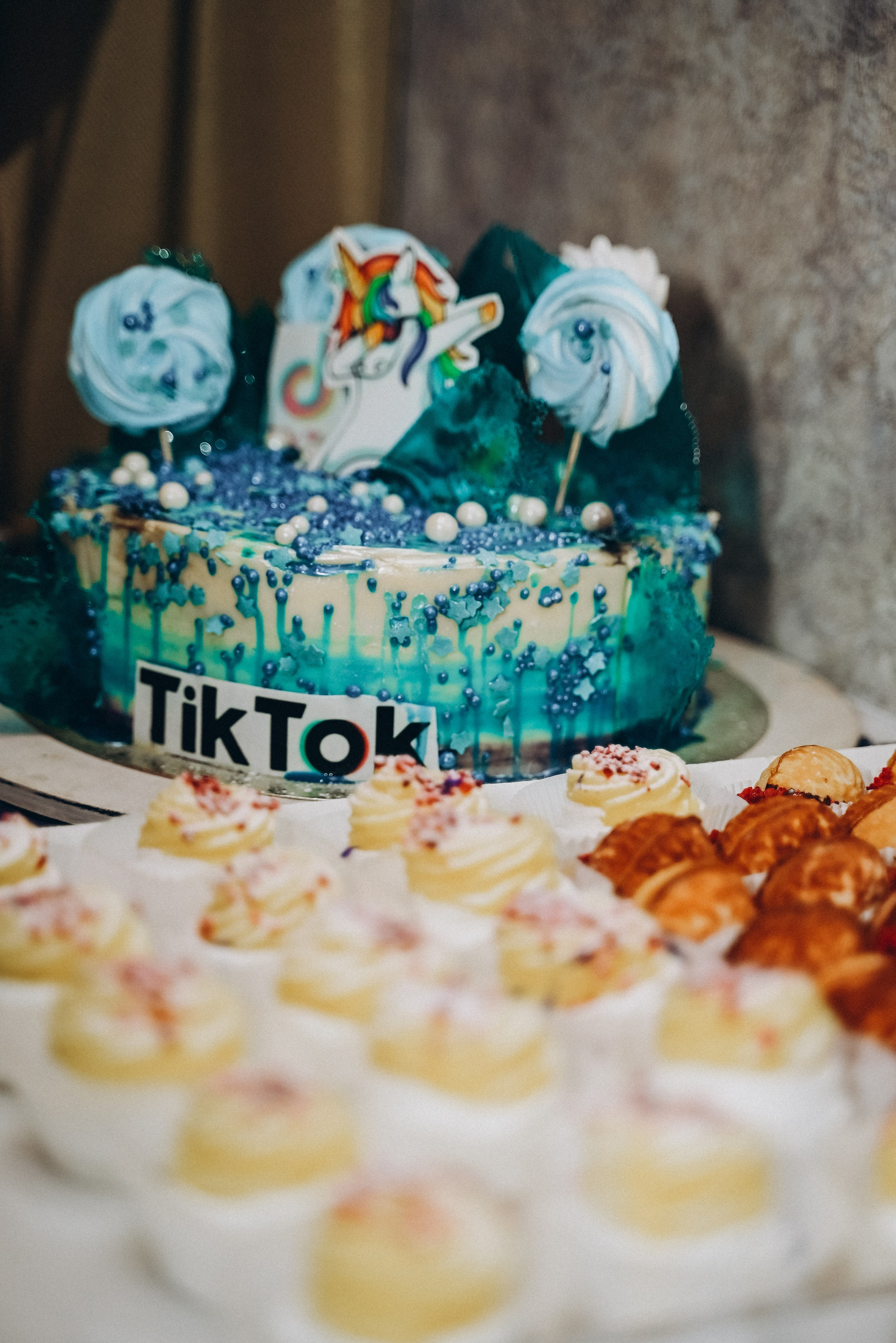 TikTok вечеринка дома. Семейный фотограф в Минске Дарья Дреко