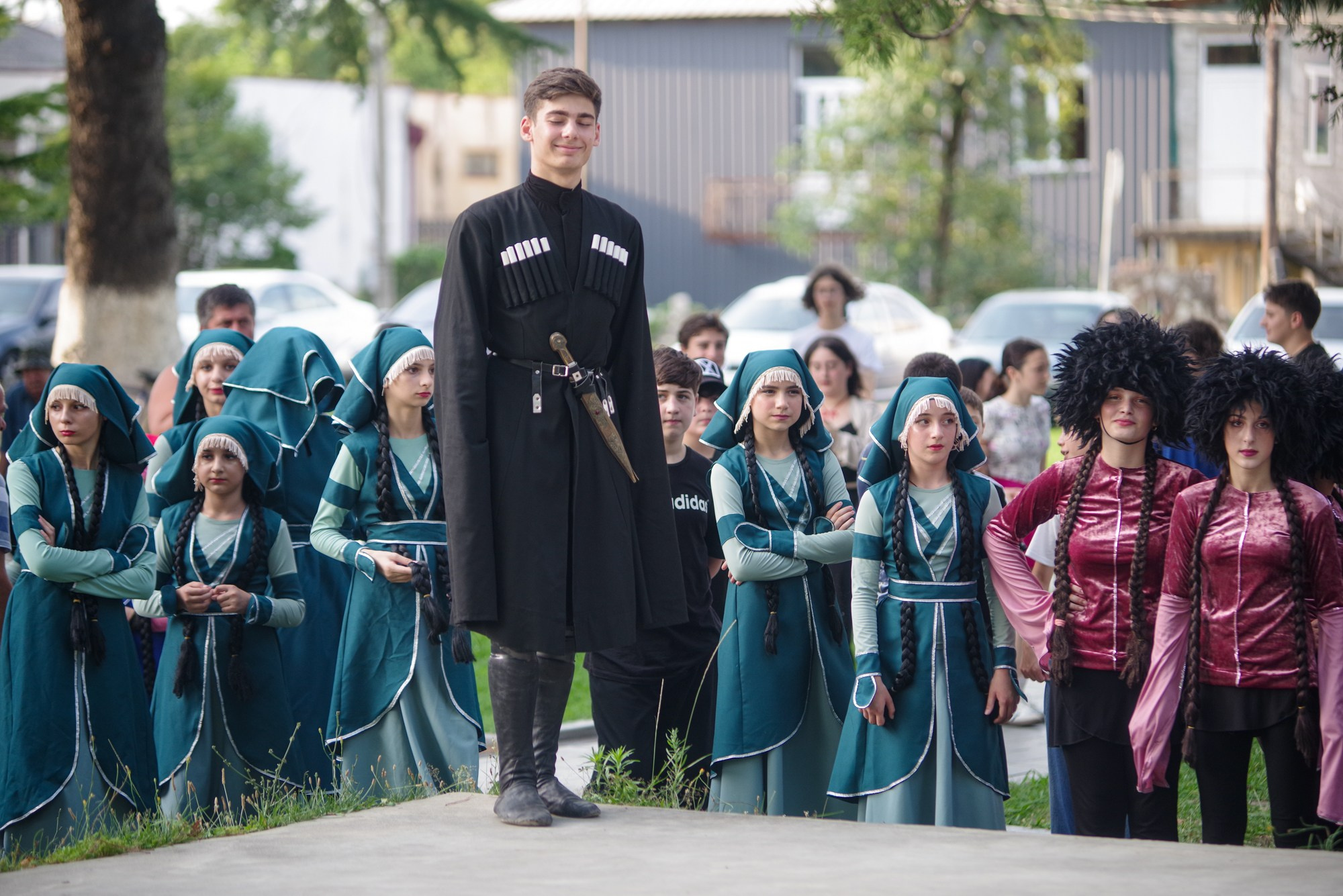 Грузинский танец. Портретный фотограф Денис Милютин