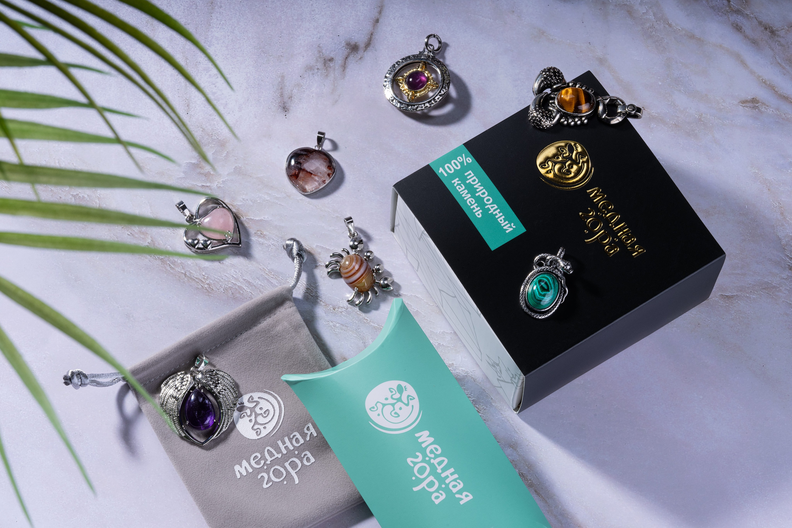 Ювелирная фотография в Сочи — профессиональные съемки украшений высокого качества. Профессиональная фотосъемка в Сочи: репортаж, предметная, ювелирная фотосъемка, недвижимость, фуд-фотография. Фотограф Александр Афанасьев