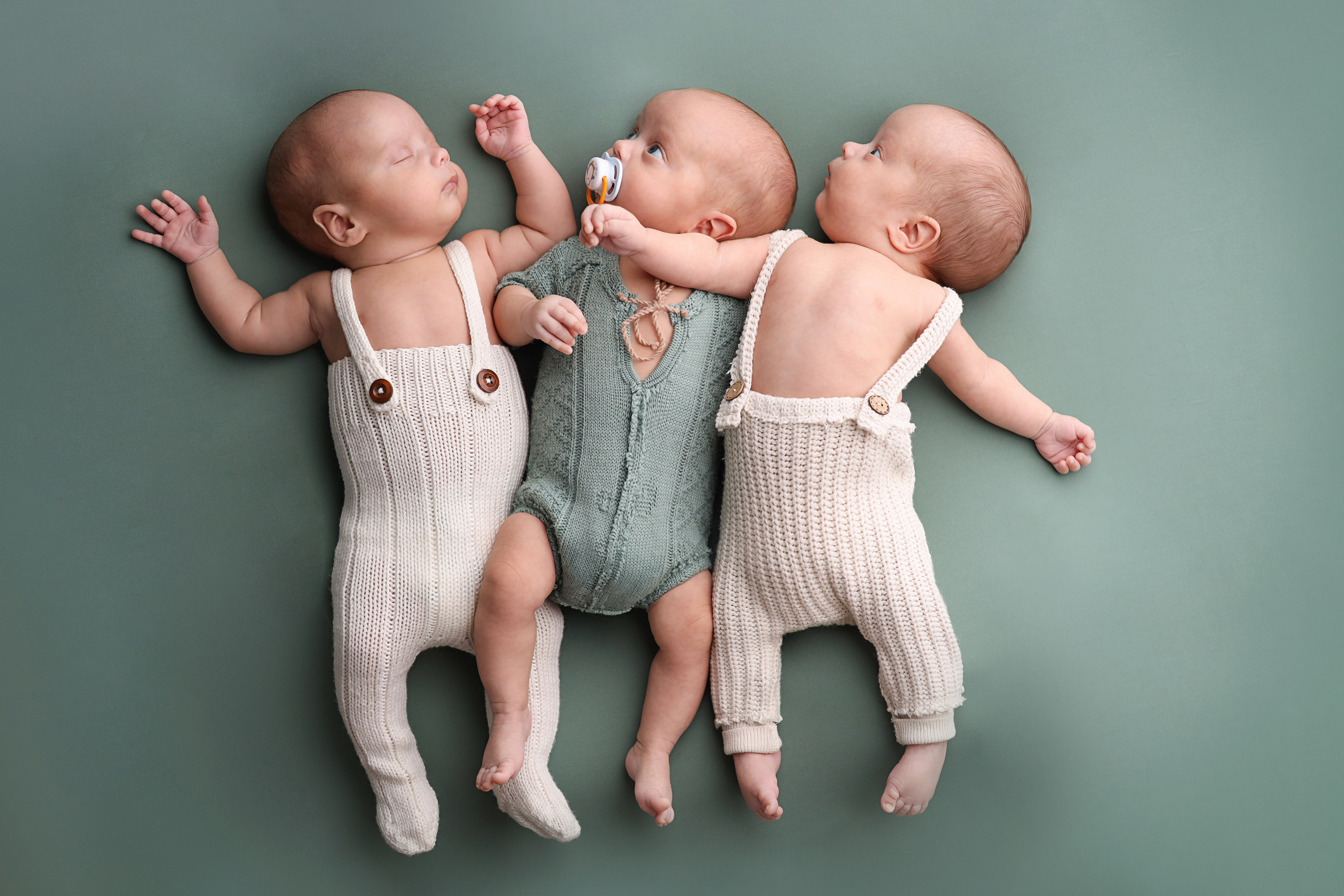 Съемка тройняшек Матвея, Тимофея и Лёвы. Фотограф новорожденных Москва. Ньюборн фотограф Москва