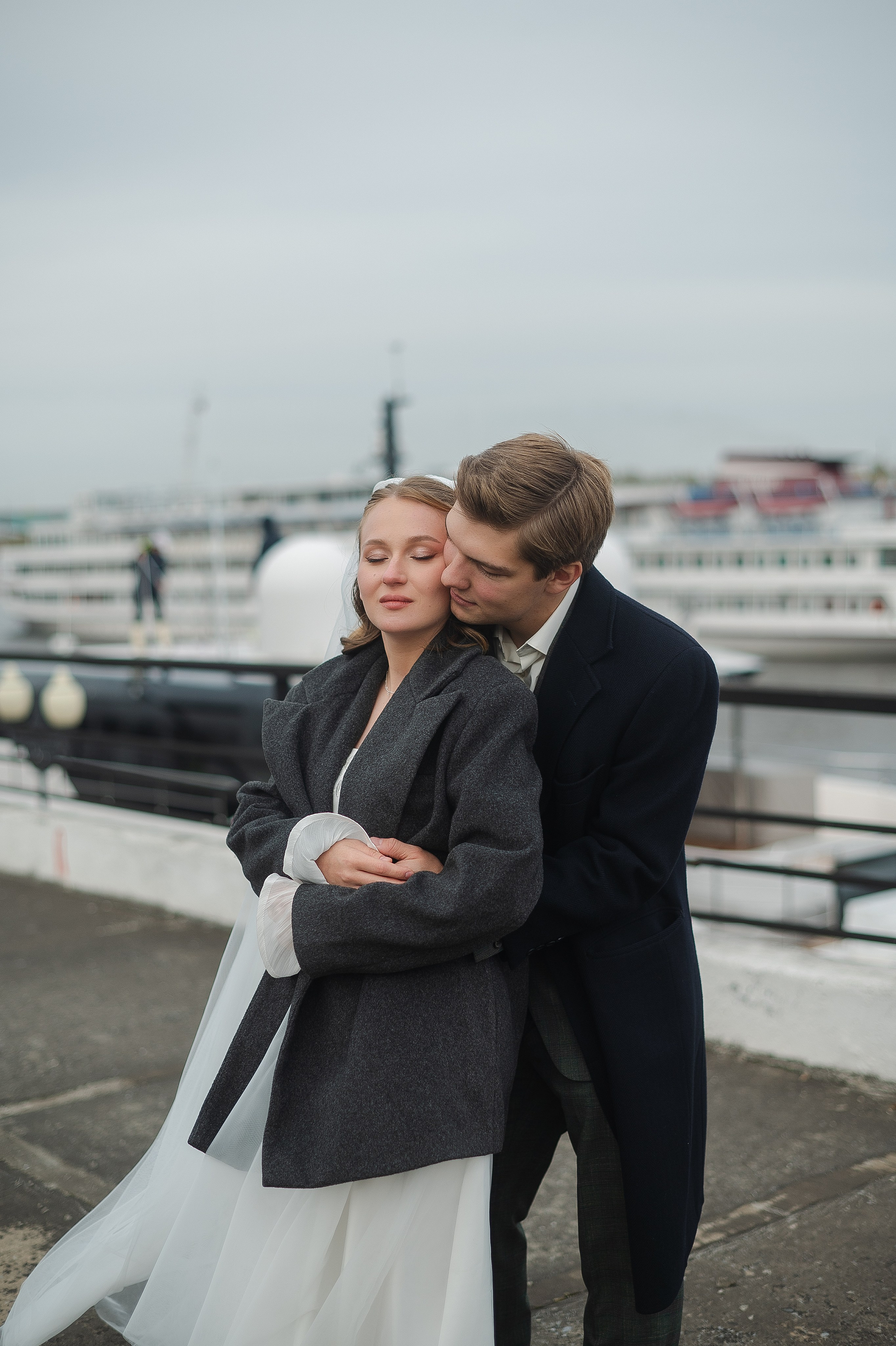 Свадебный день в октябре. Свадебный фотограф в Ярославле Денис Медоваров