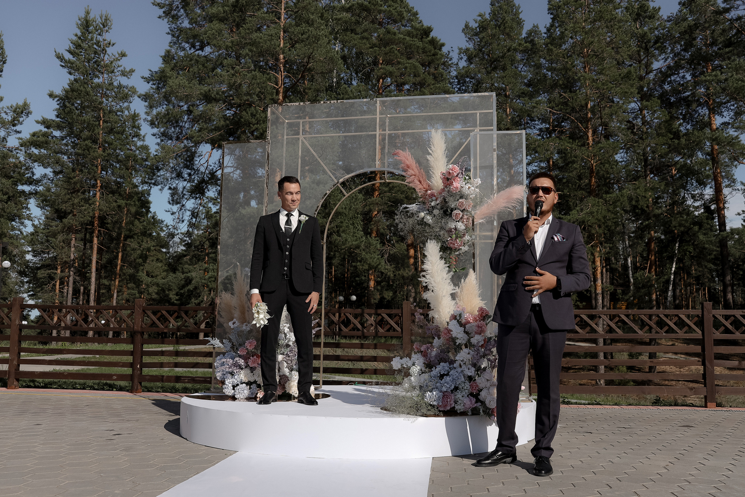 Виктор и Виктория. Свадебный и репортажный фотограф в г. Чебоксары