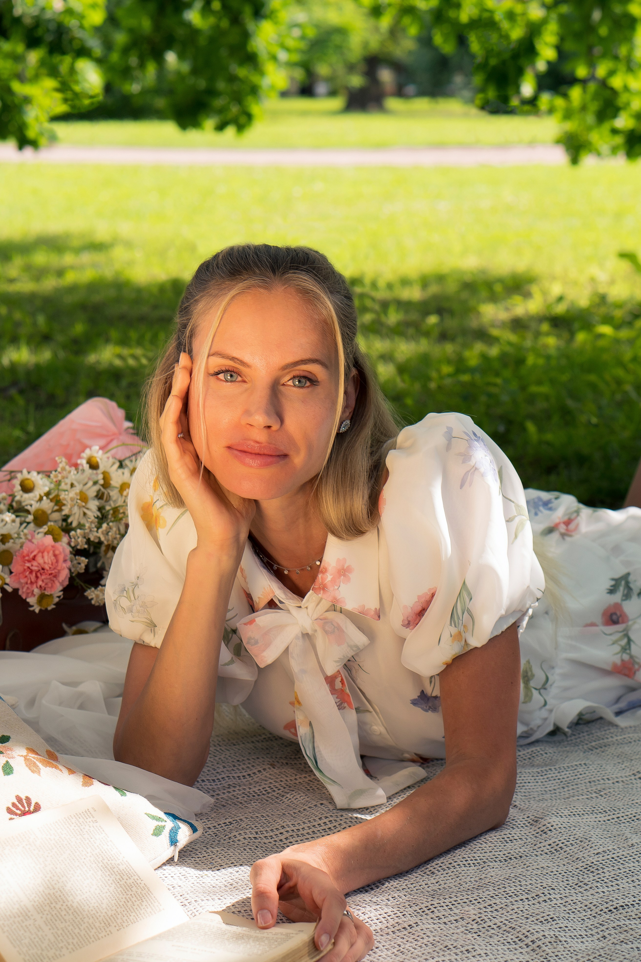 Елизавета. Портрет. Пикник. Главная