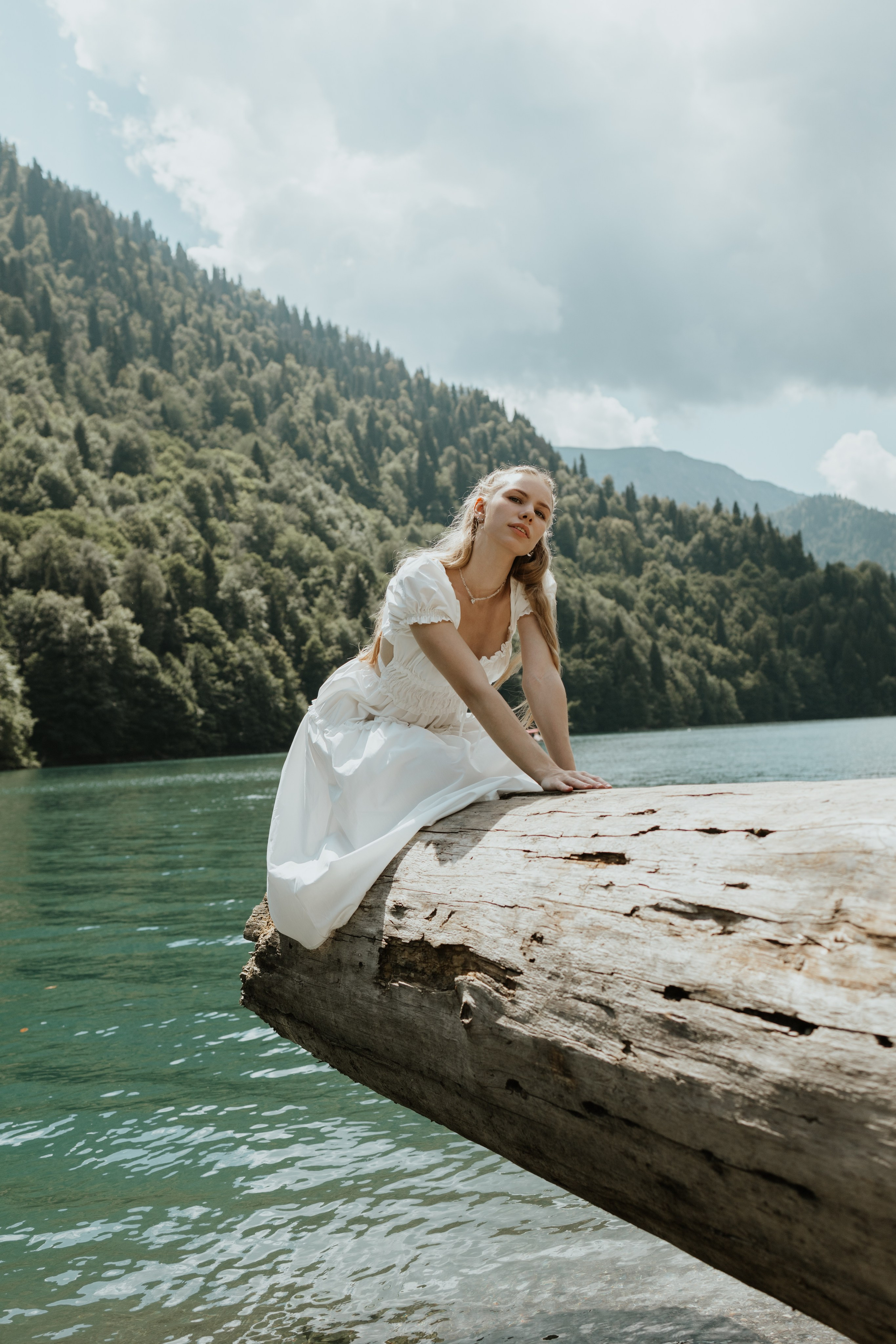 Альбина фото в Абхазии. Портретный фотограф и Love story в Сочи