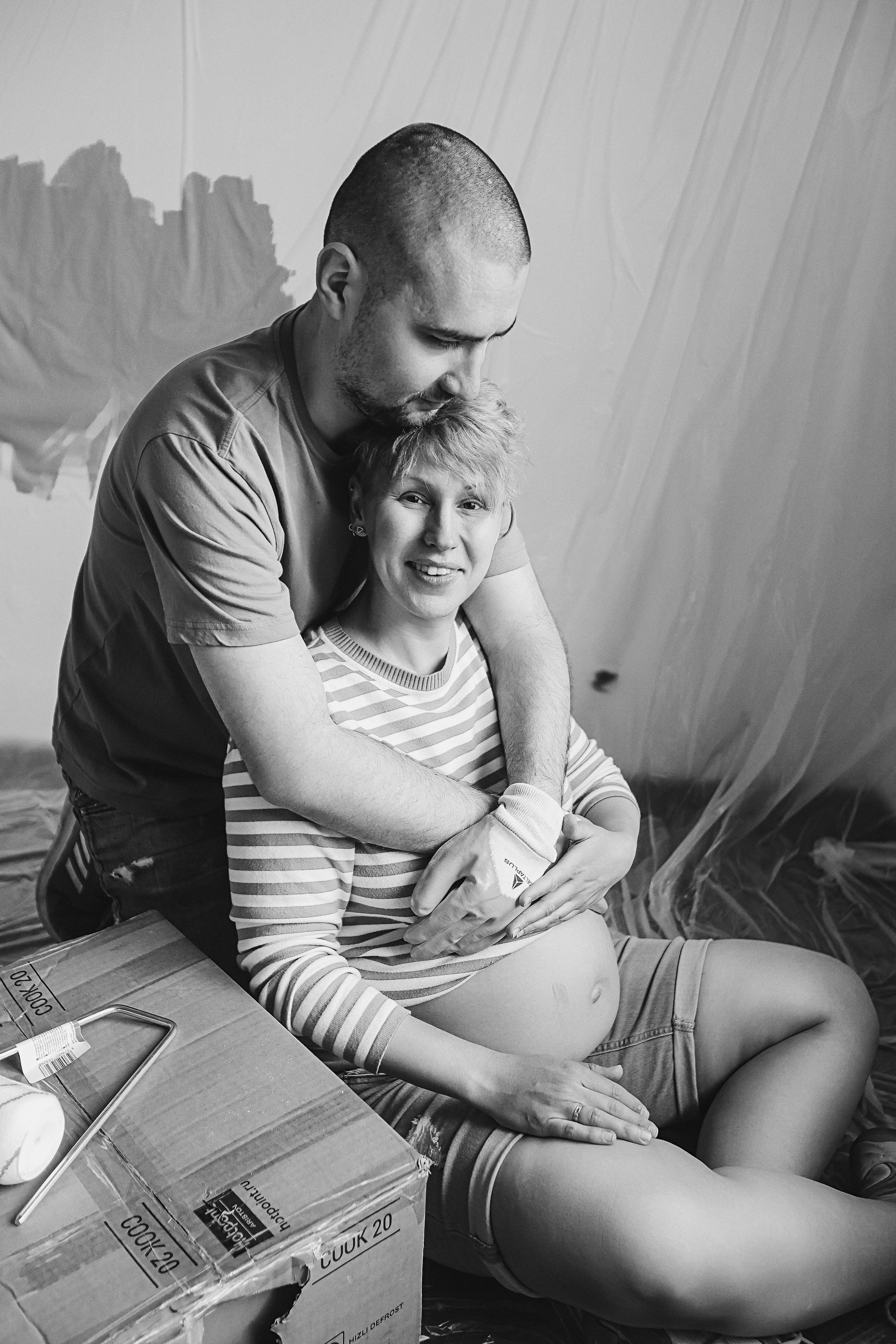 Ремонт. Семейный фотограф Тюмень, фотограф на роды Салмина Мария