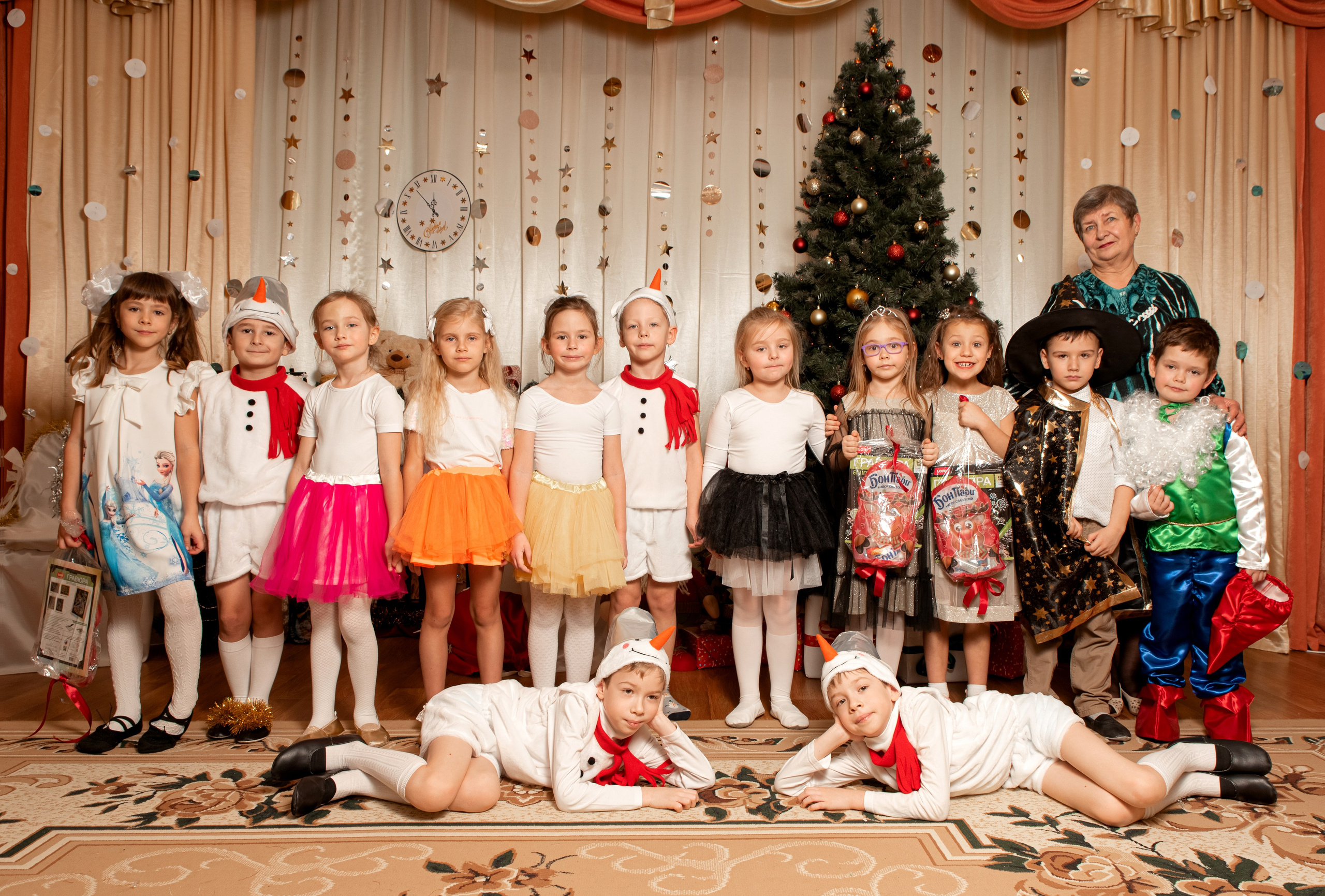 фотографии выпускников детский сад тула, новый год в детском саду, репортаж утренника