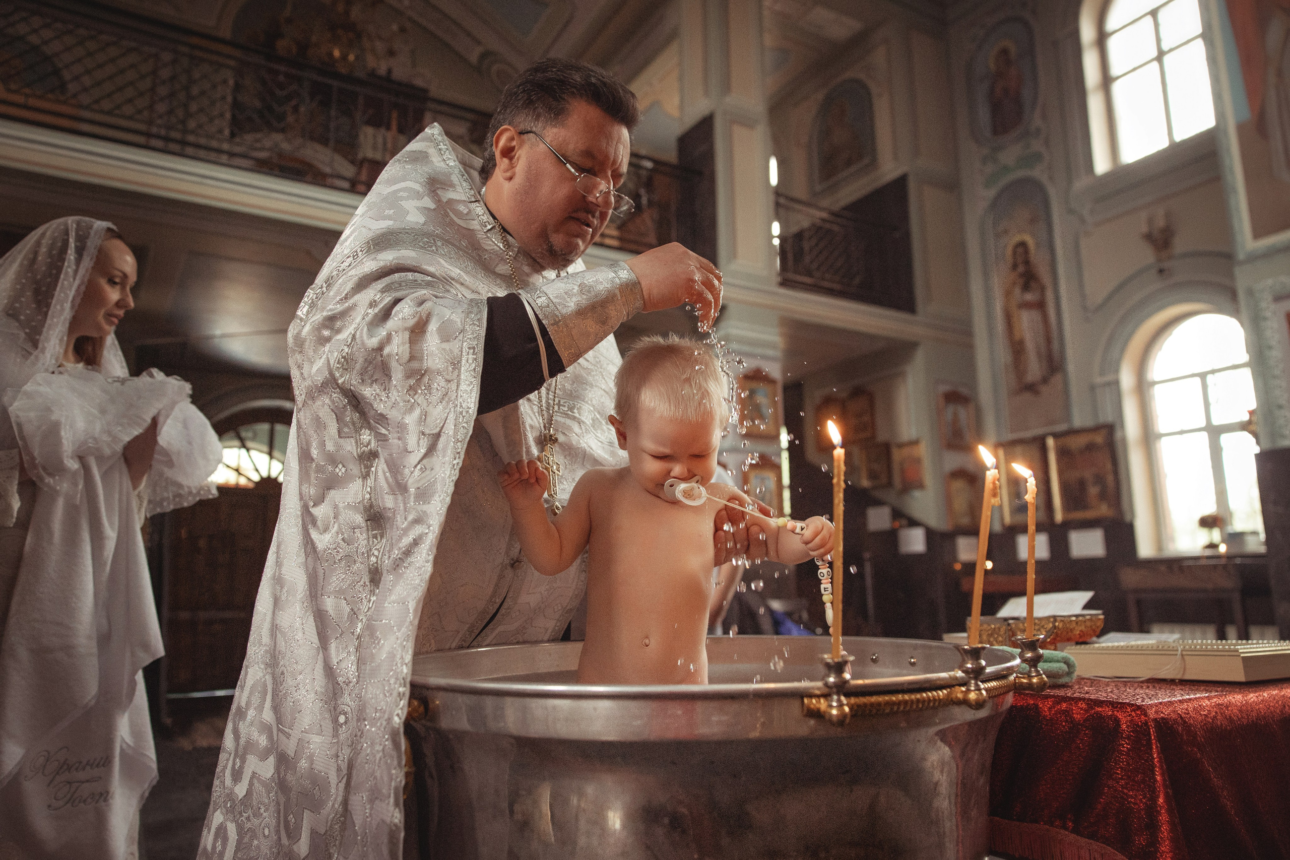 Таинство Крещения Полины. Храм А.Первозванного ст. Новотитаровская. Фотограф на Крещение и Венчание Краснодарский край — Гранкина Юлия