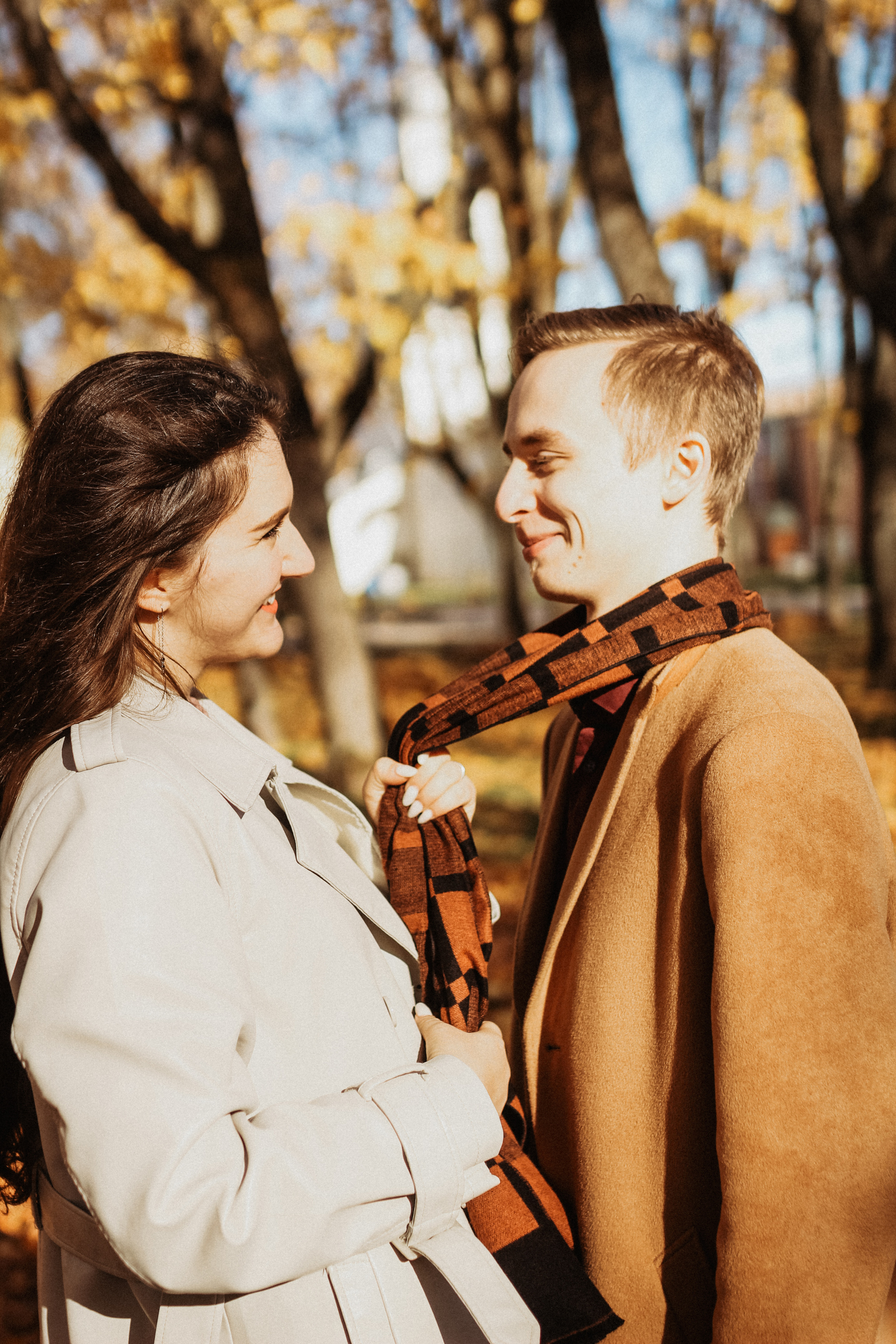 Лавстори Стас и Оля, осень'22. Семейный Life style фотограф в Великом Новгороде Юлия Ефимова