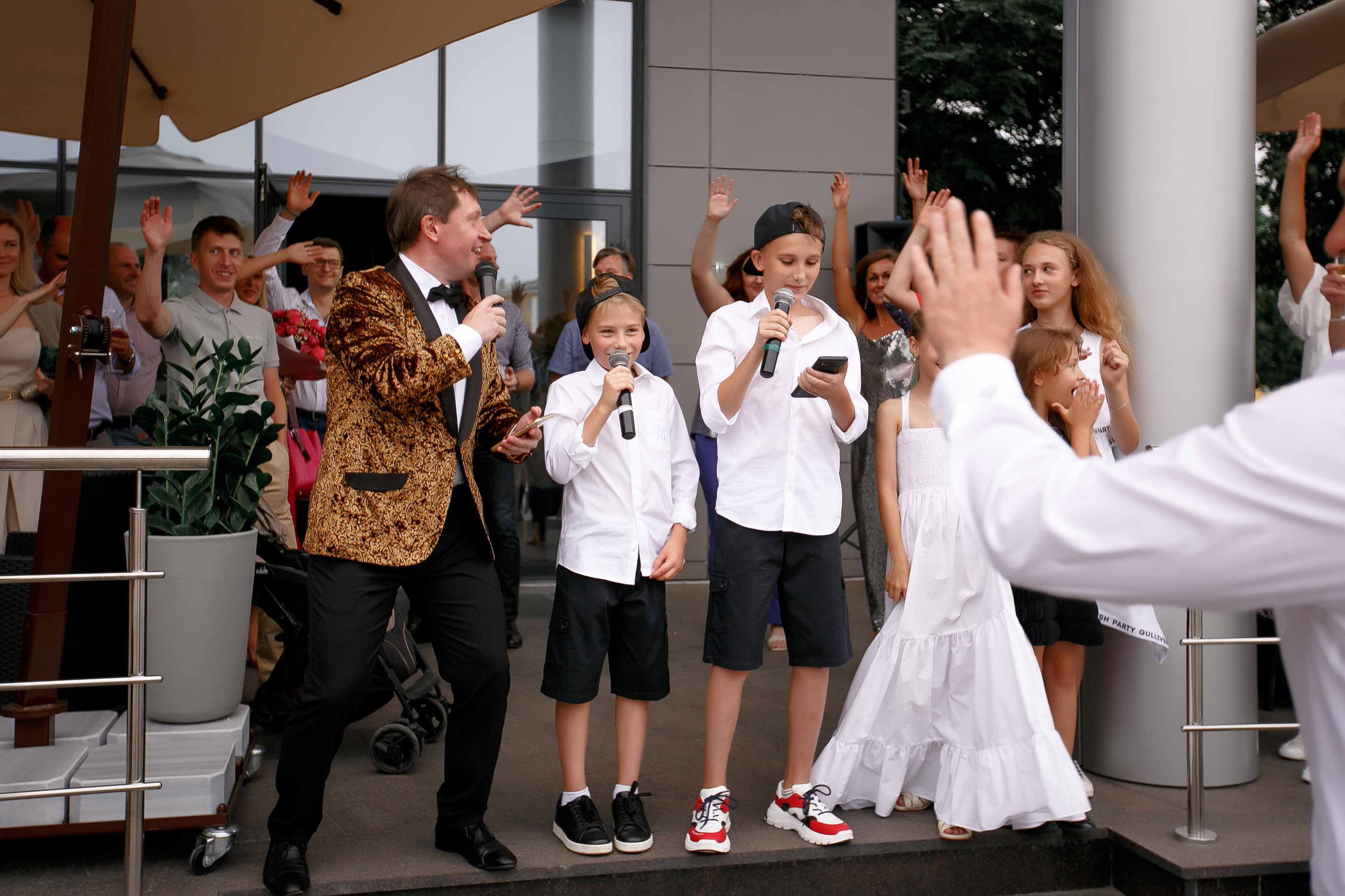 Площадка «Ресторан IZI». Ваш репортажный фотограф Артемий Антонов