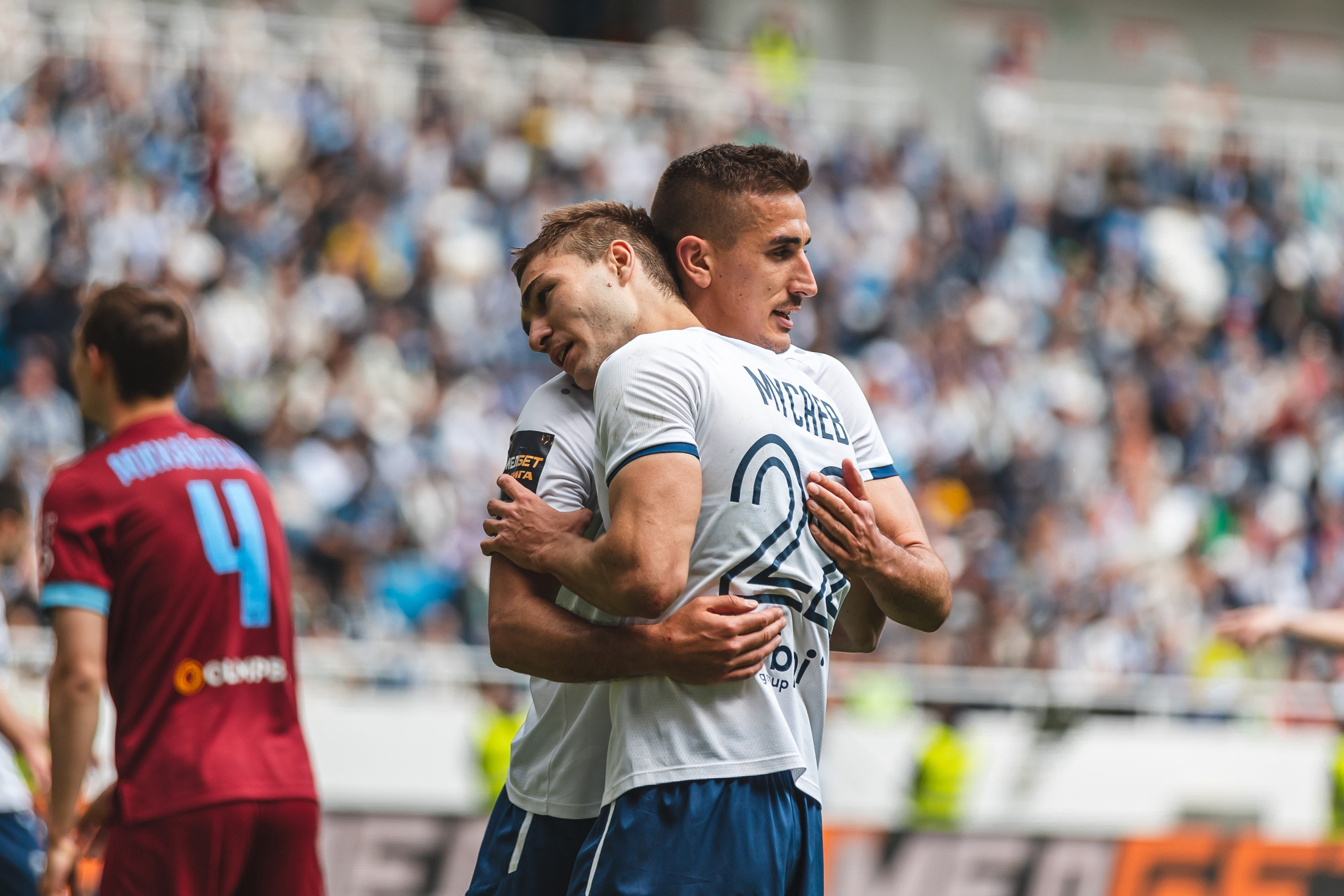 Футбол. Наталья Летунова — репортажный фотограф