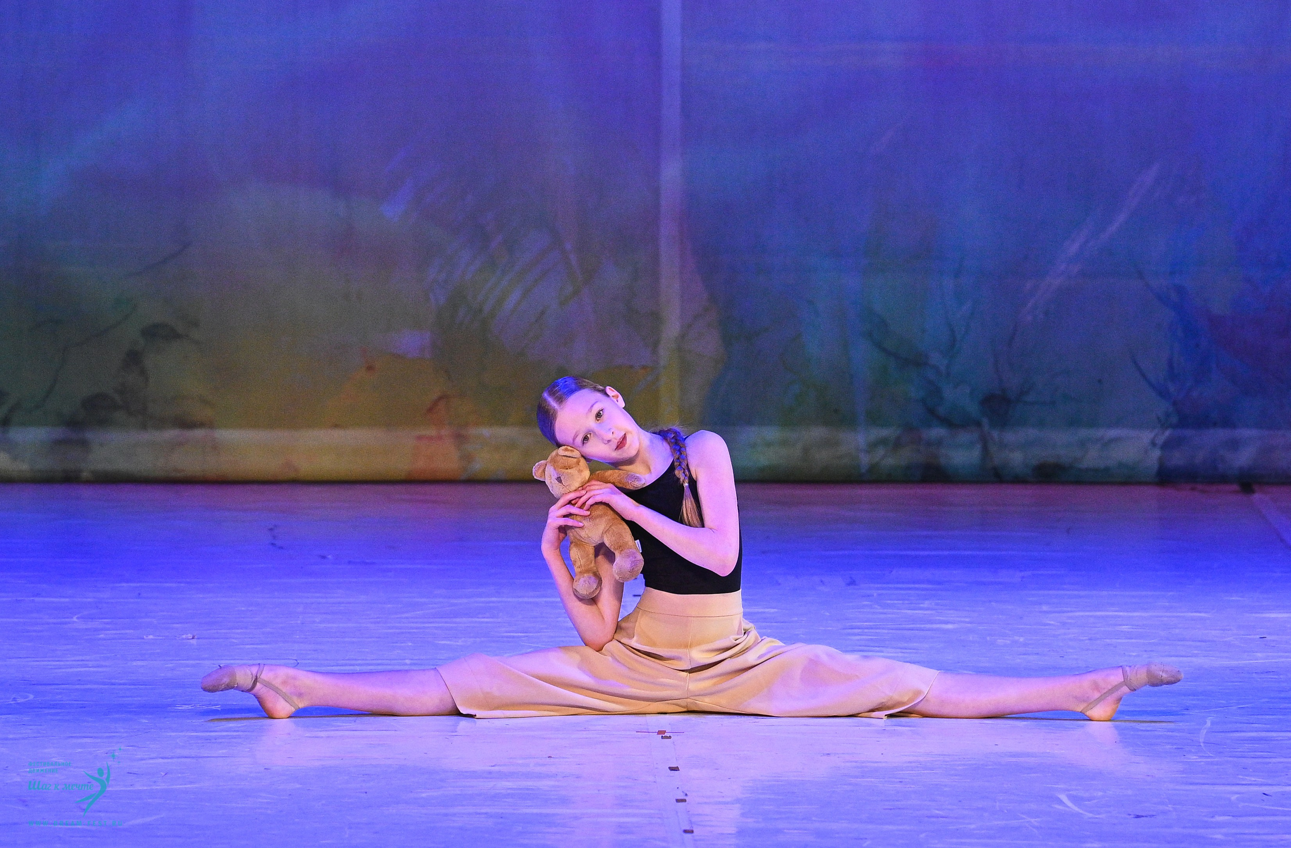 11.04.2025 Фестивальное движение «Шаг к мечте» г. Москва. Медиастудия Фото Концепт