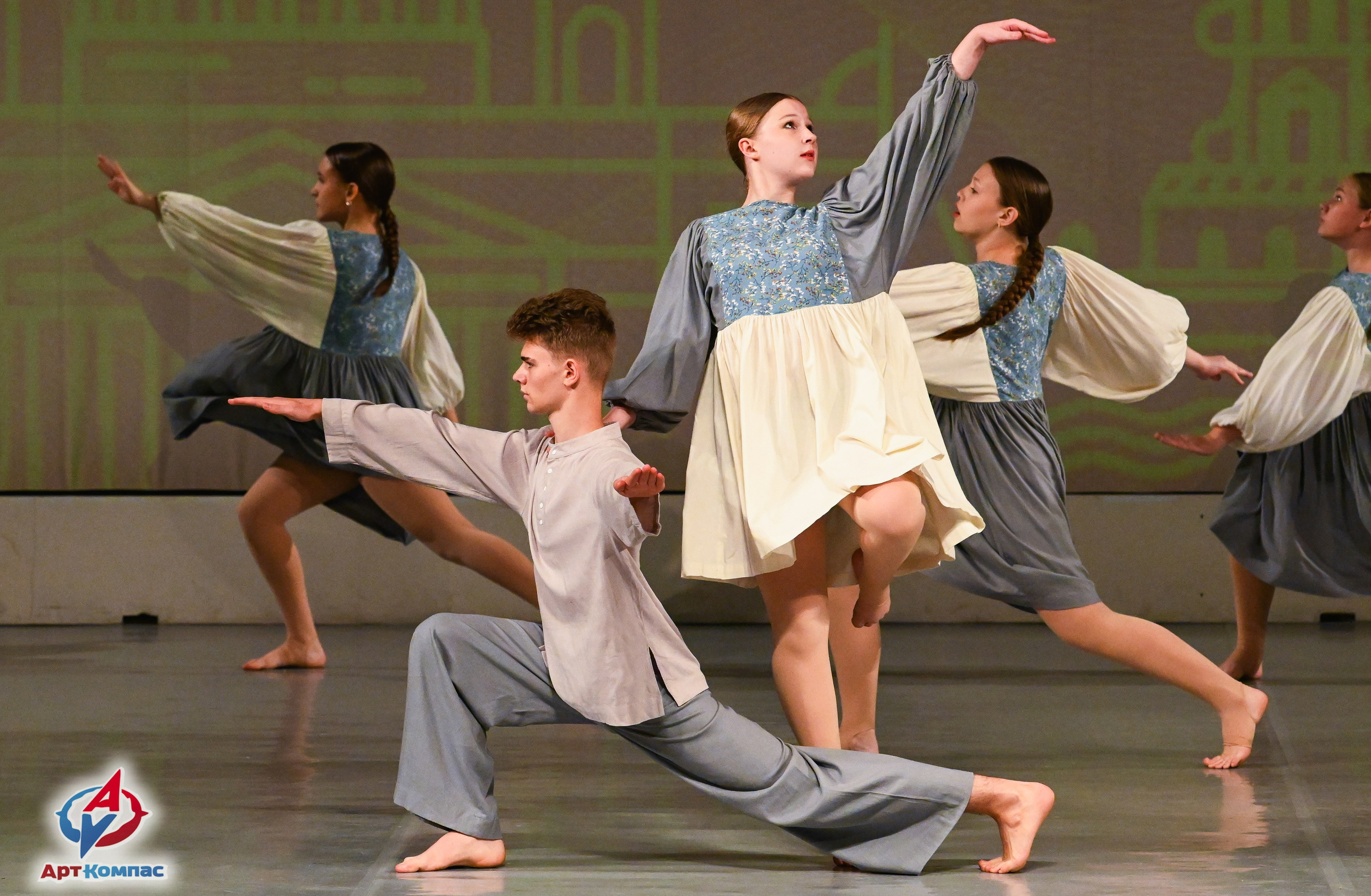 05.10.2025 Всероссийский фестиваль талантов «НЕВСКИЕ ВСТРЕЧИ» г. Санкт-Петербург. Медиастудия Фото Концепт