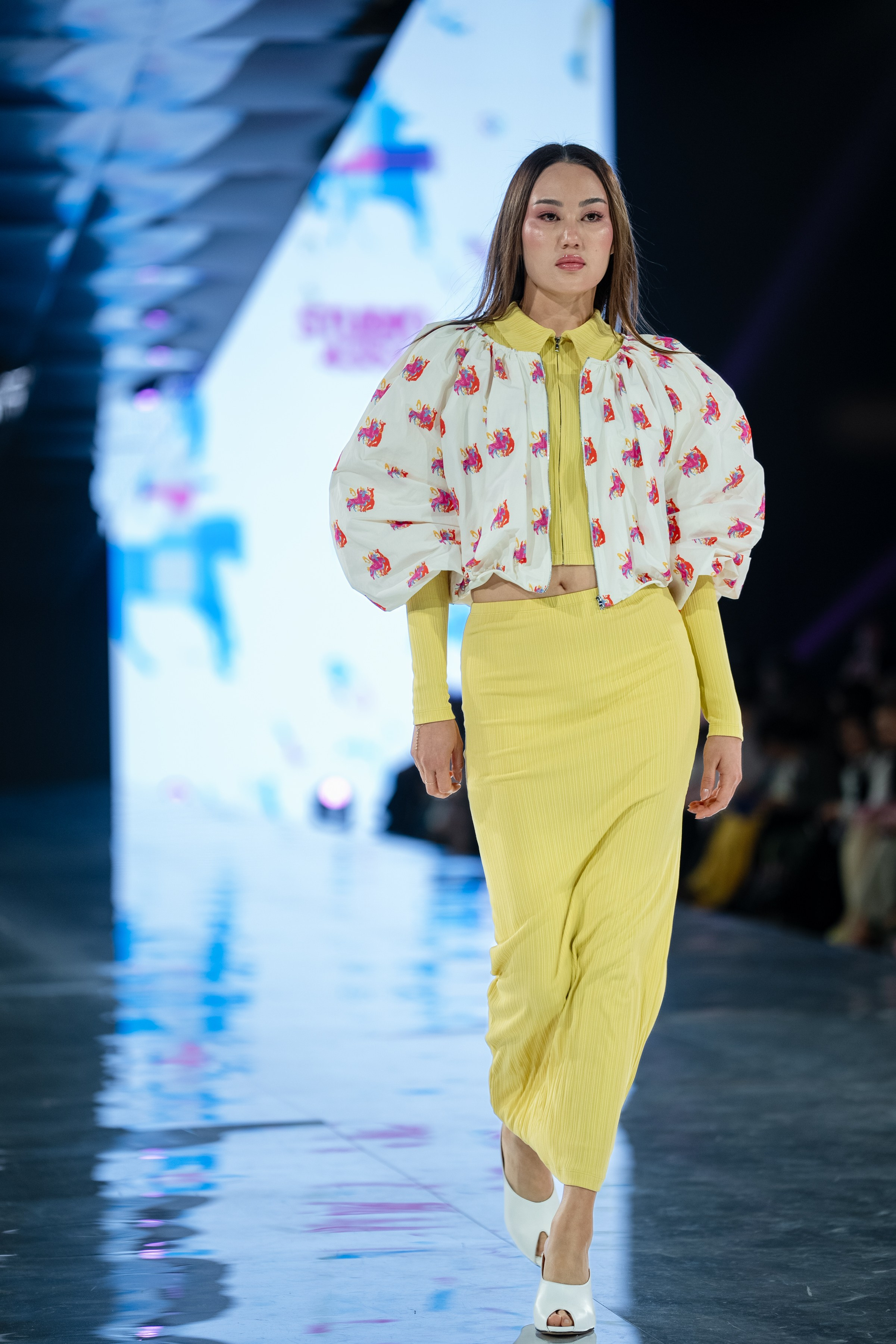 Visa Fashion Week Studio 4353. Сайт Алматинского НЮ АРТ, будуар и фэшн фотографа Дениса Карпенко