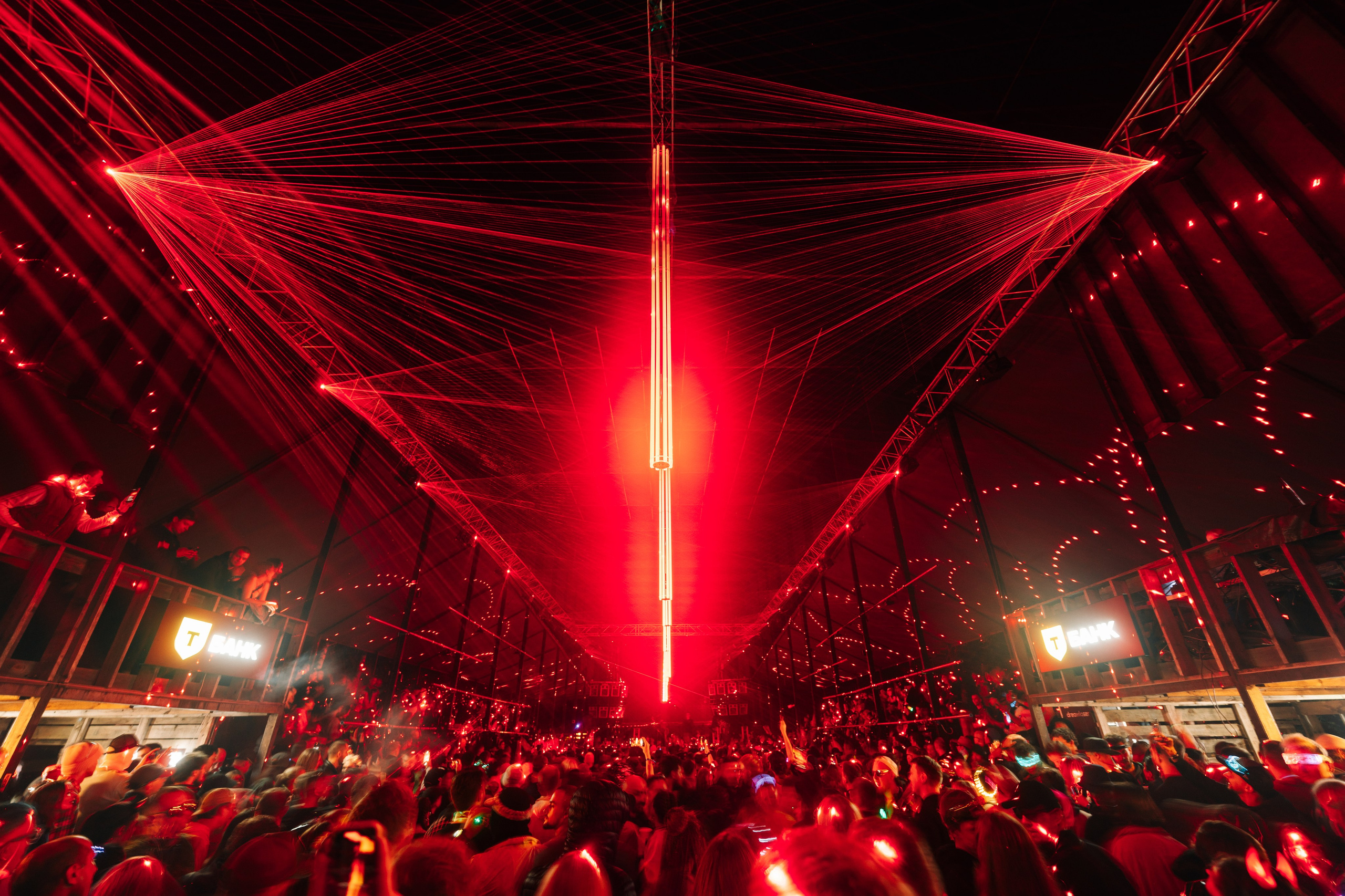 Signal 2024. @tomrus: Рустам Шагиморданов — фотограф