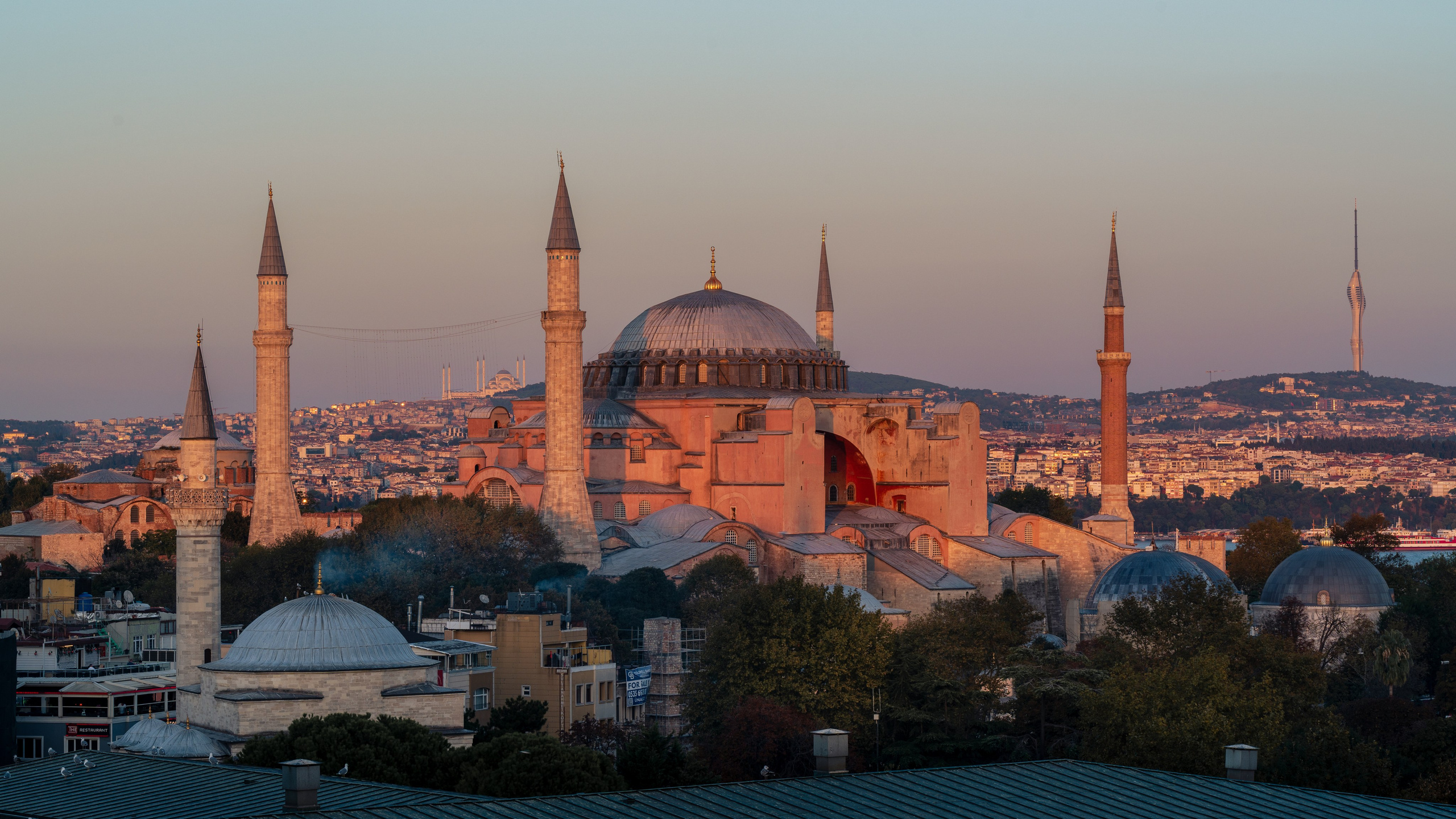 Istambul. Serge Sadov about landscape, cityscape, travel