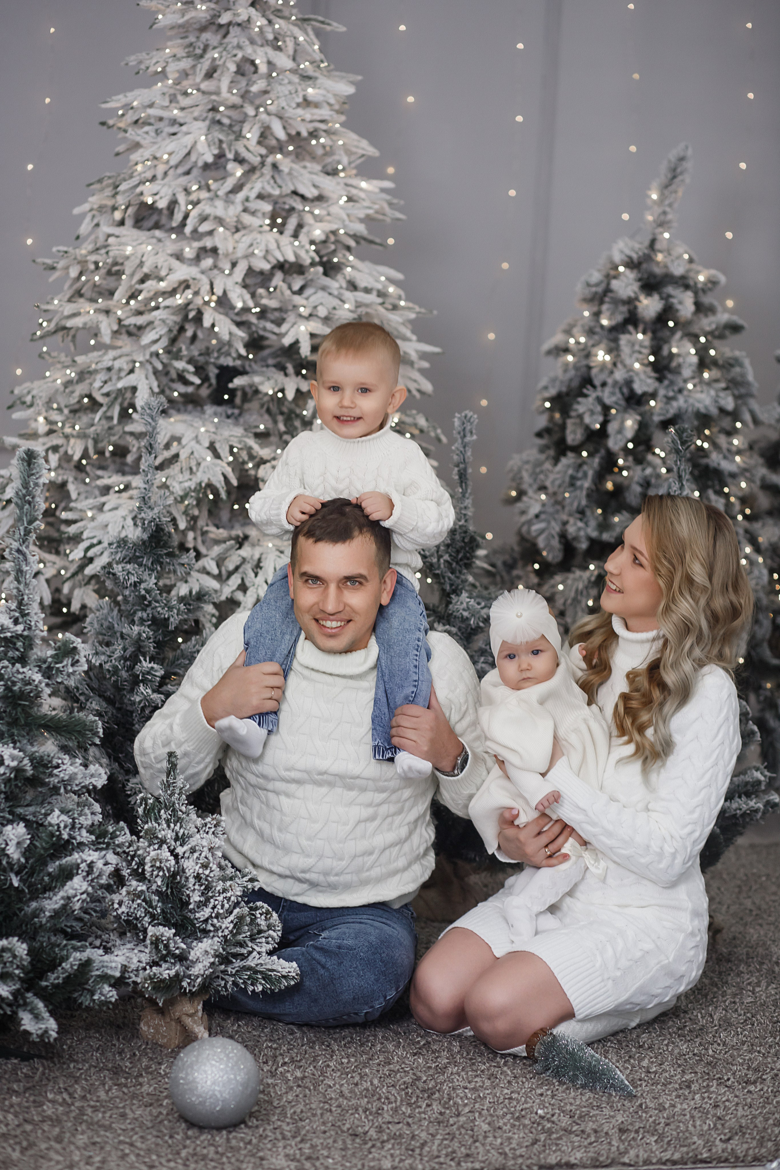 Новый год в студии. Свадебный, семейный и детский фотограф Набережные Челны
