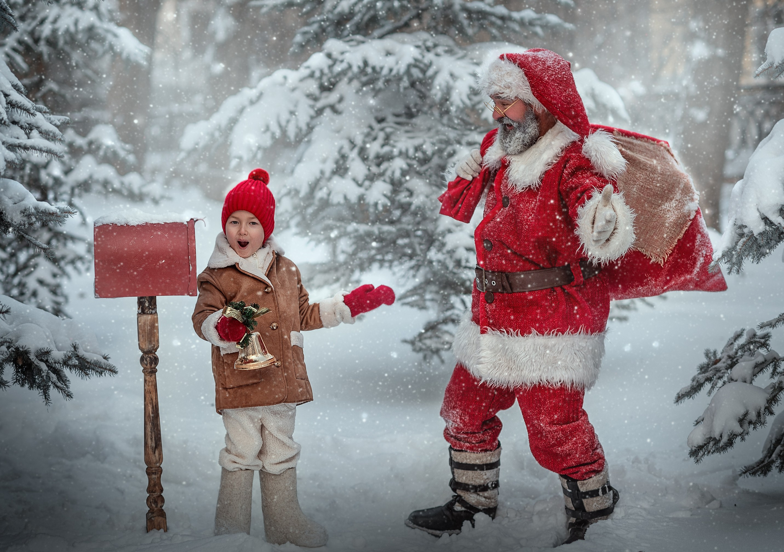 САНТА НА УЛИЦЕ. Семейный фотограф Екатеринбург Лора Мур