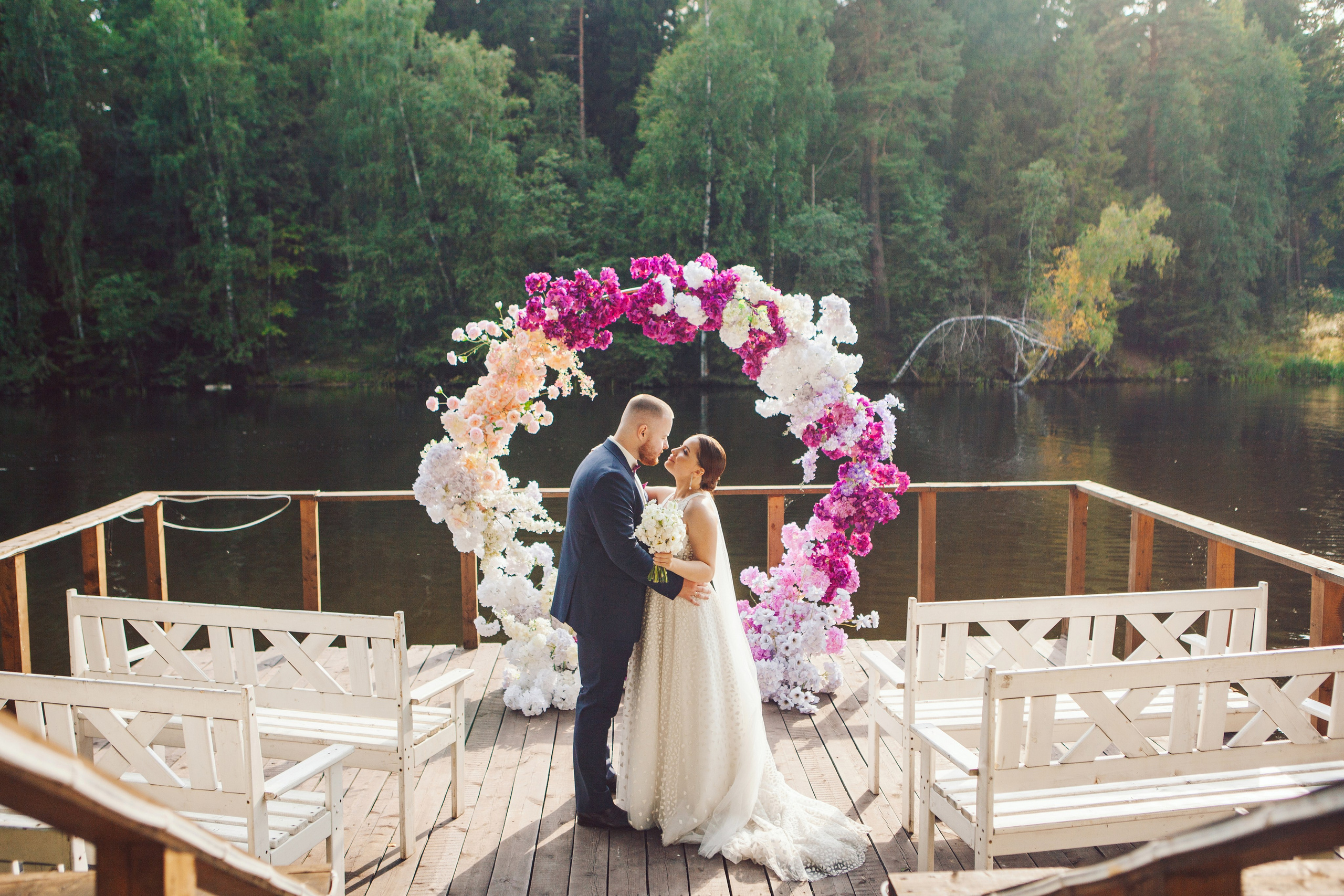 Свадебная фотосессия в отеле hartwell hotel и на патриарших прудах. Фотограф Ольга Ефремова