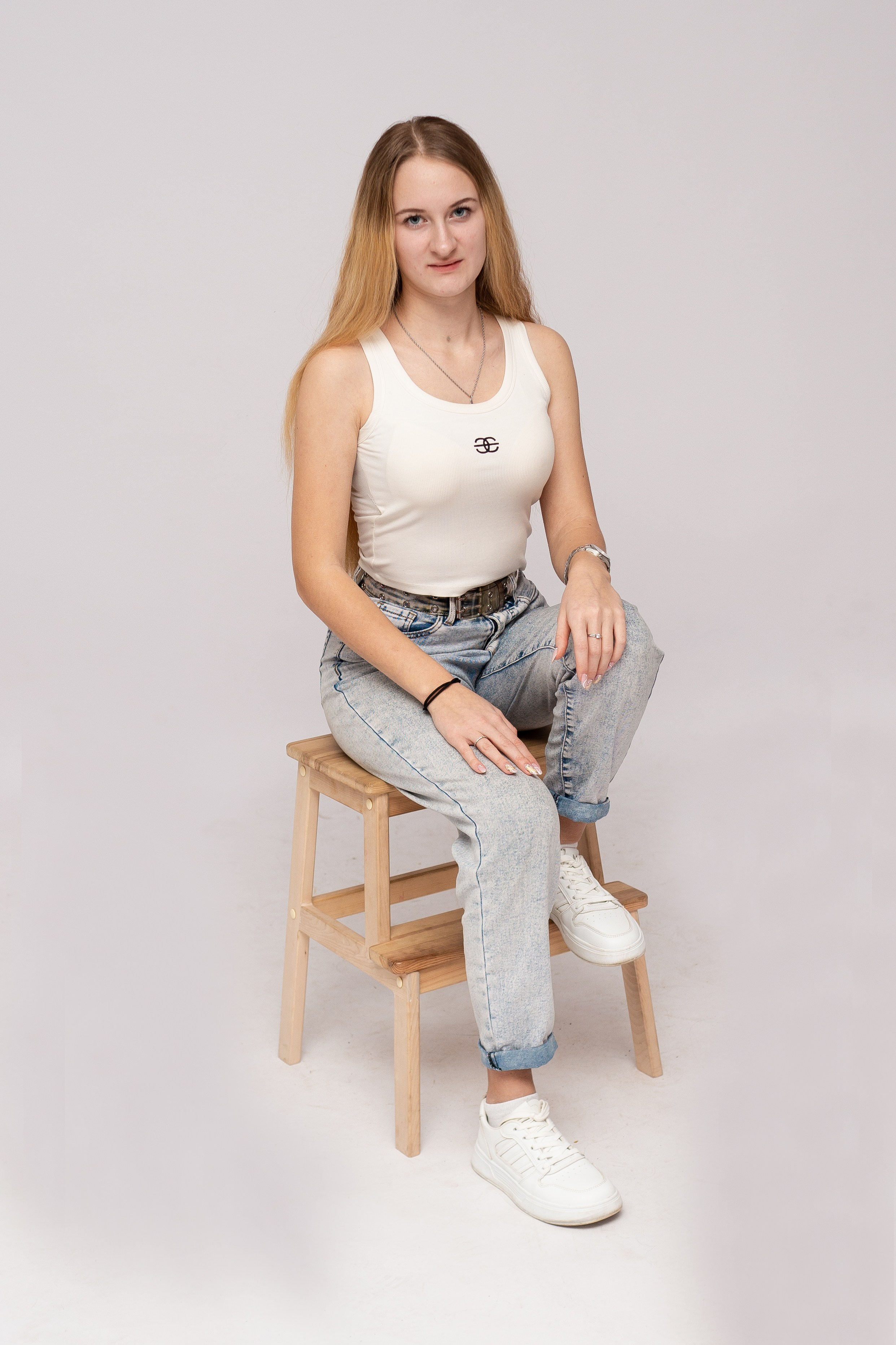 Студия. Выпускники Старшая школа. Выпускные Альбомы и Фотосессии п. Кавалерово