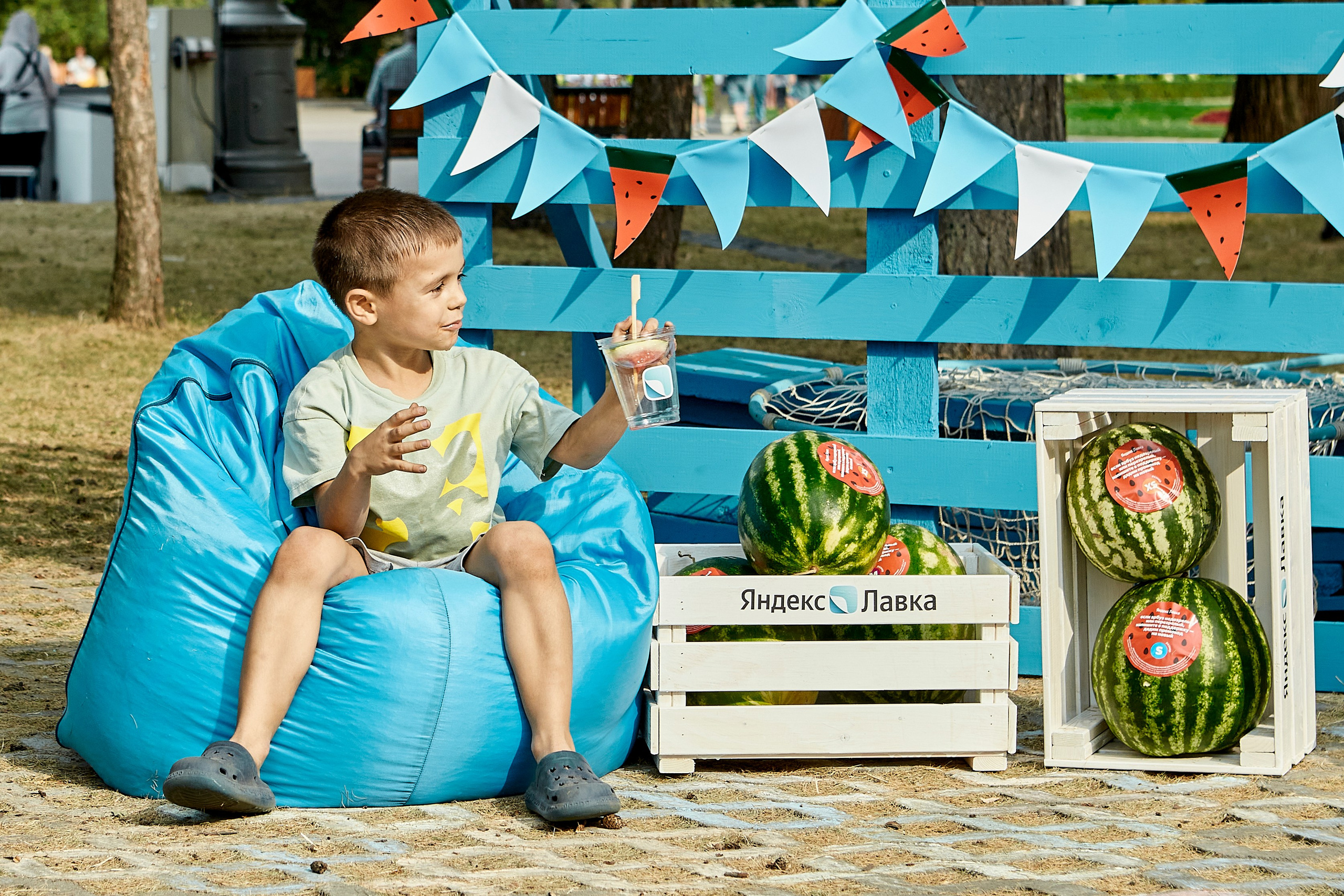 ЯНДЕКС ЛАВКА «АРБУЗНАЯ ФЕЕРИЯ». Фотограф Андрей Егоров