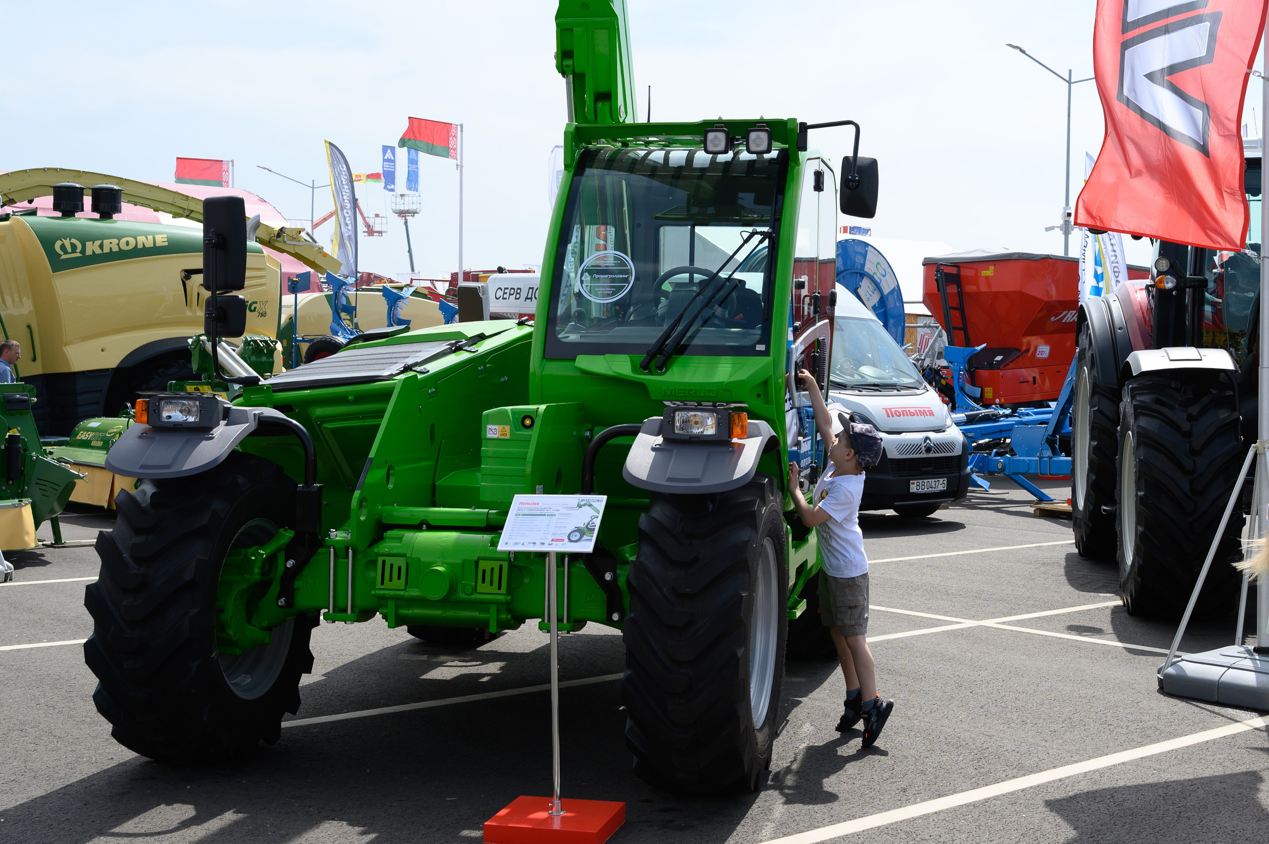 Агровыставка. Фотоуслуги, услуги фотографа, фотографирование важных событий