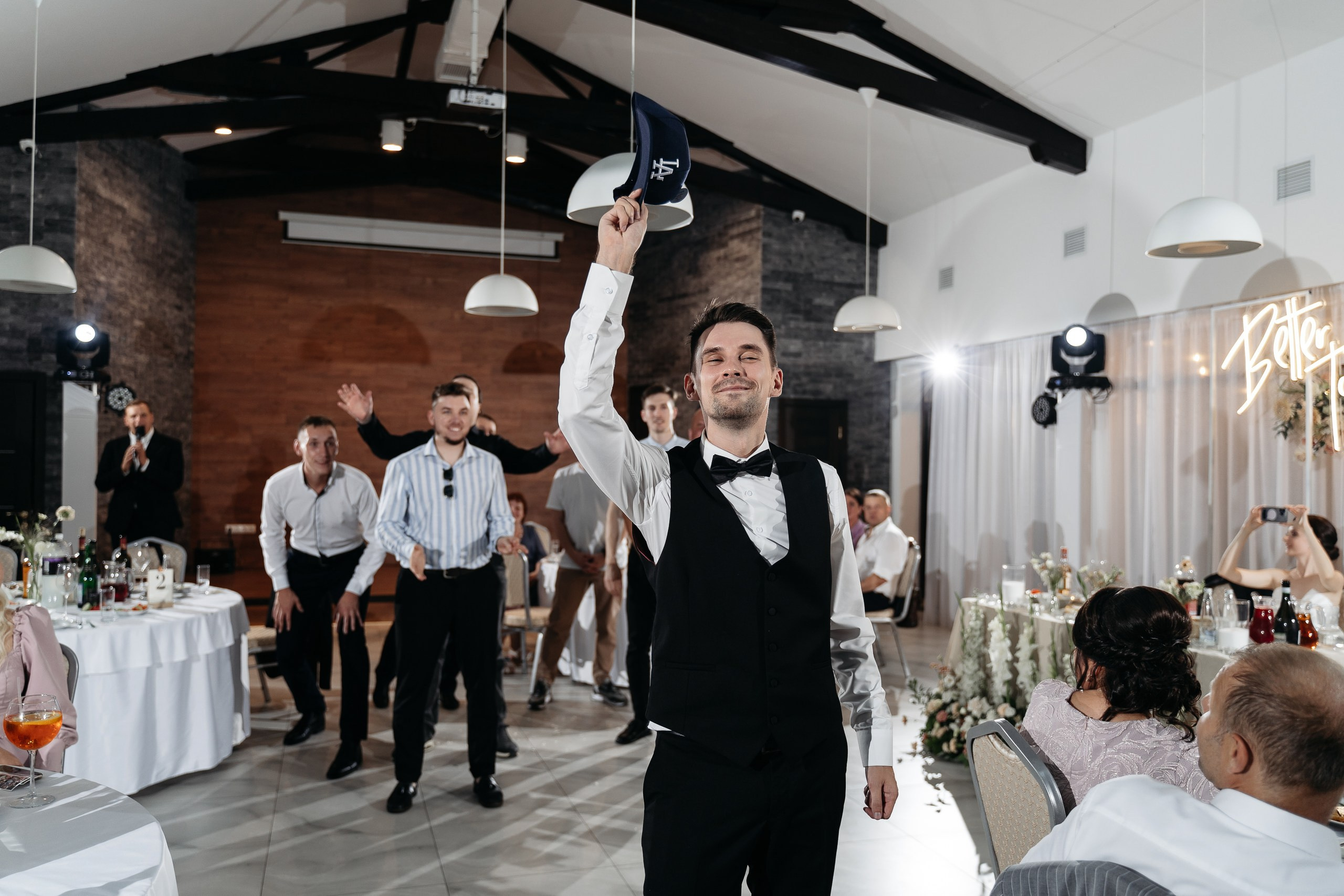 Сверкай, как молния, танцуй, как в последний раз. Олег и Мария Ивановы фотограф и видеограф в Пскове Санкт - Петербурге