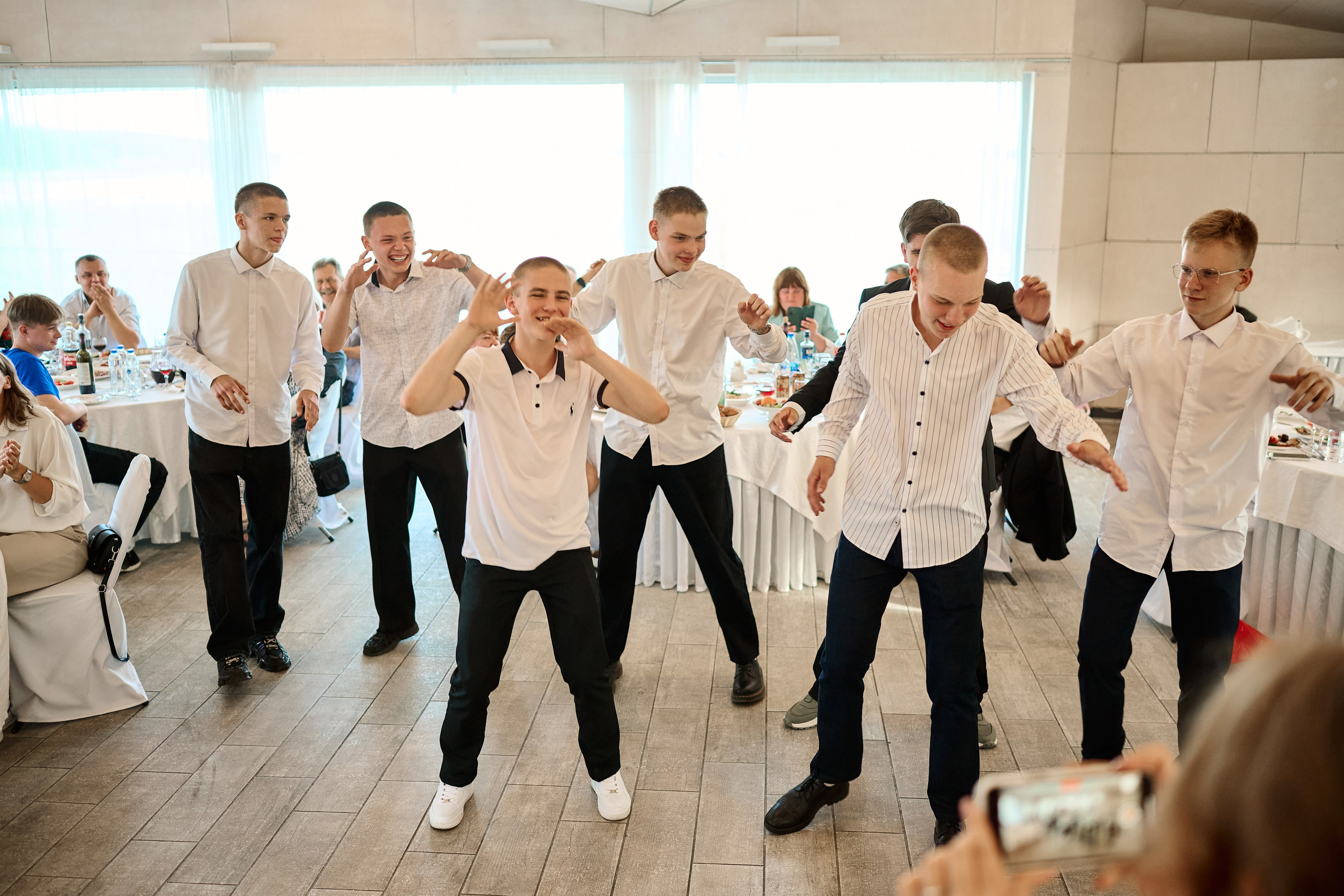 Репортажная съёмка выпускного 9-11 классы. Выпускной альбом Выборг, Каменногорск, Светогорск, Санкт-Петербург