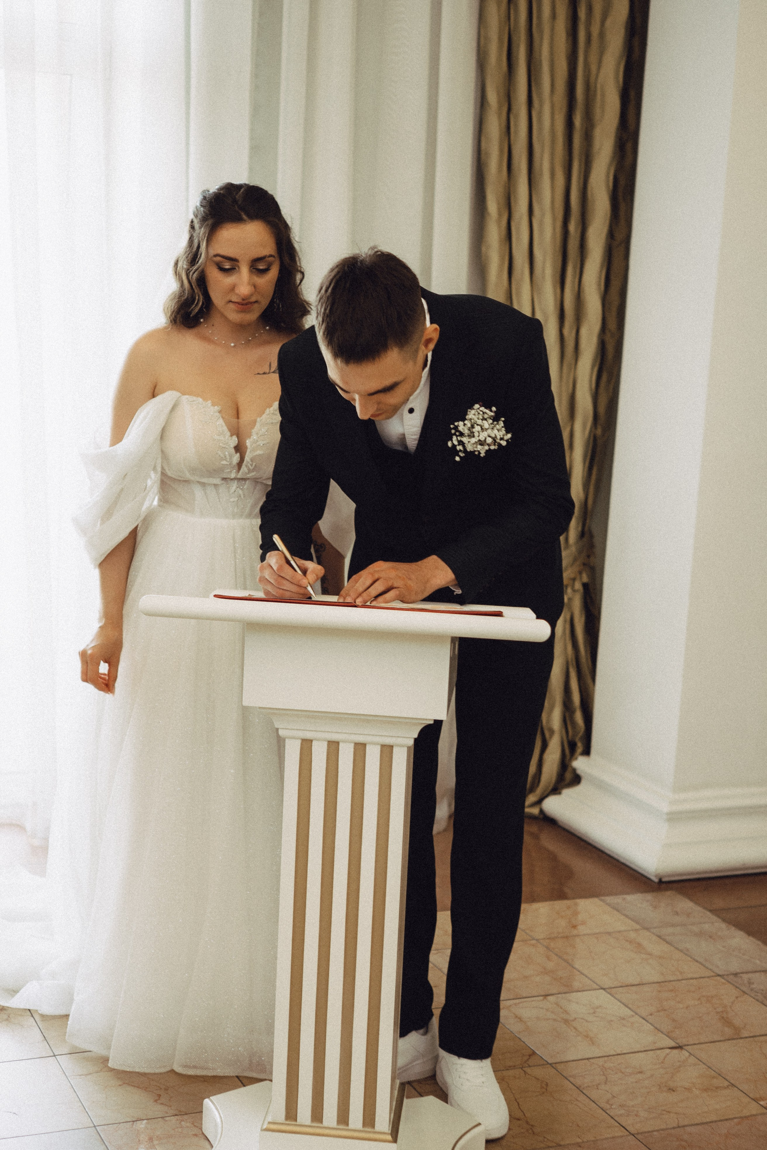 СВАДЕБНАЯ СЬЕМК В ПАРКЕ 300-ЛЕТИЯ. Профессиональный фотограф, Санкт-Петербург — Виктория Богомолова