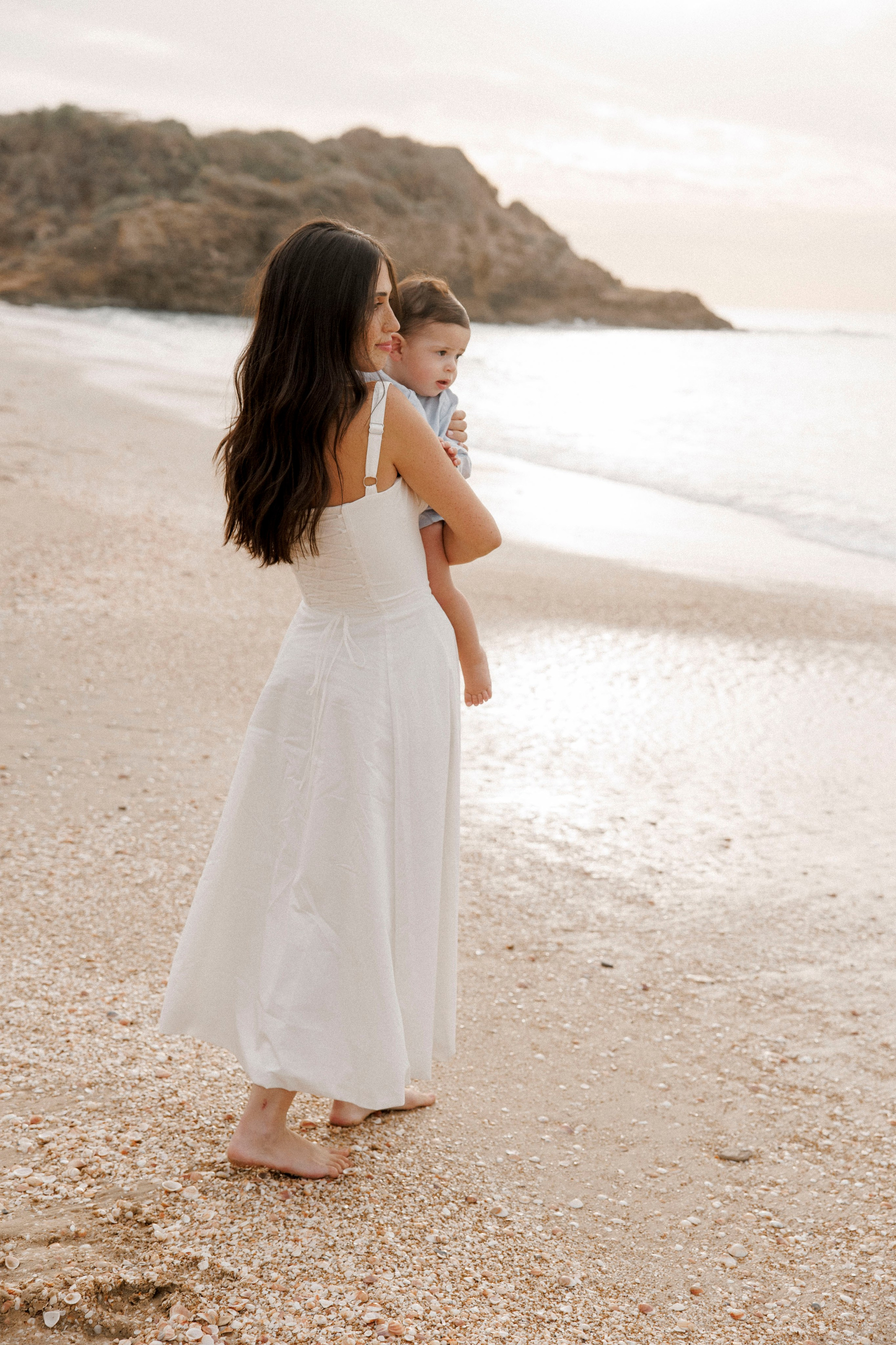 First year family photos near the sea. Главная