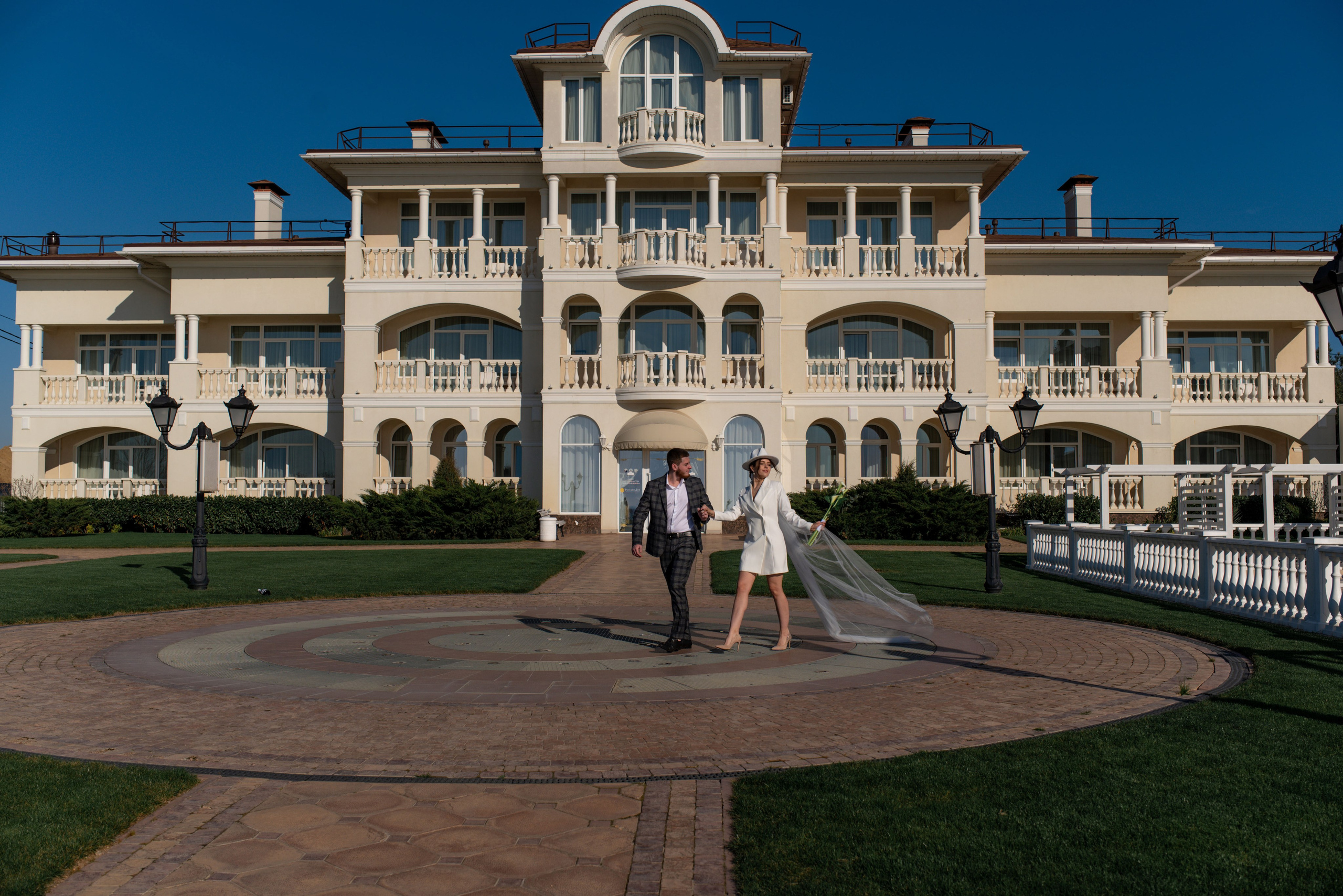 Свадебные съемки. Выпускные альбомы в Крыму