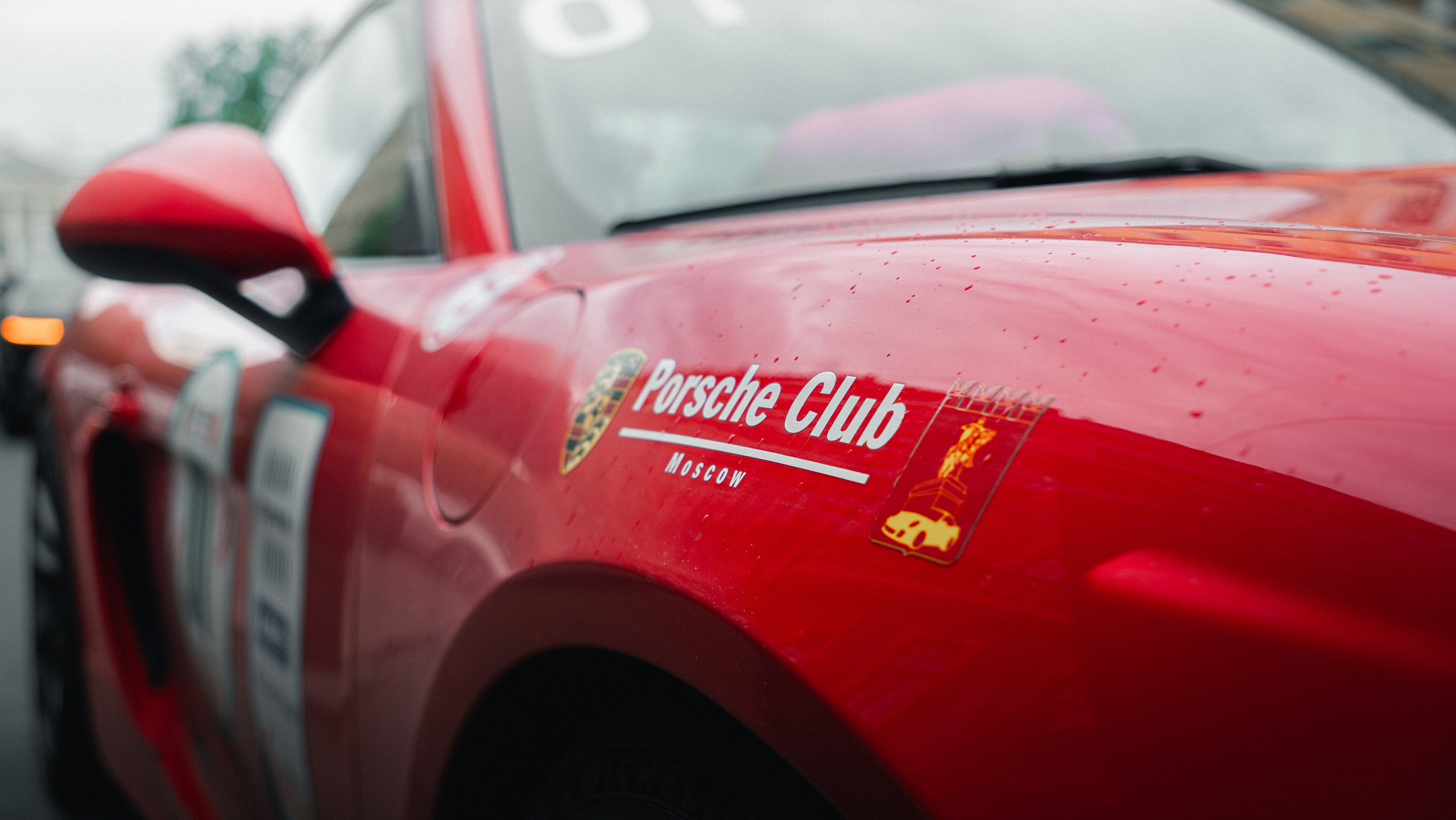 Porsche cayman gt4. Valya Fleks